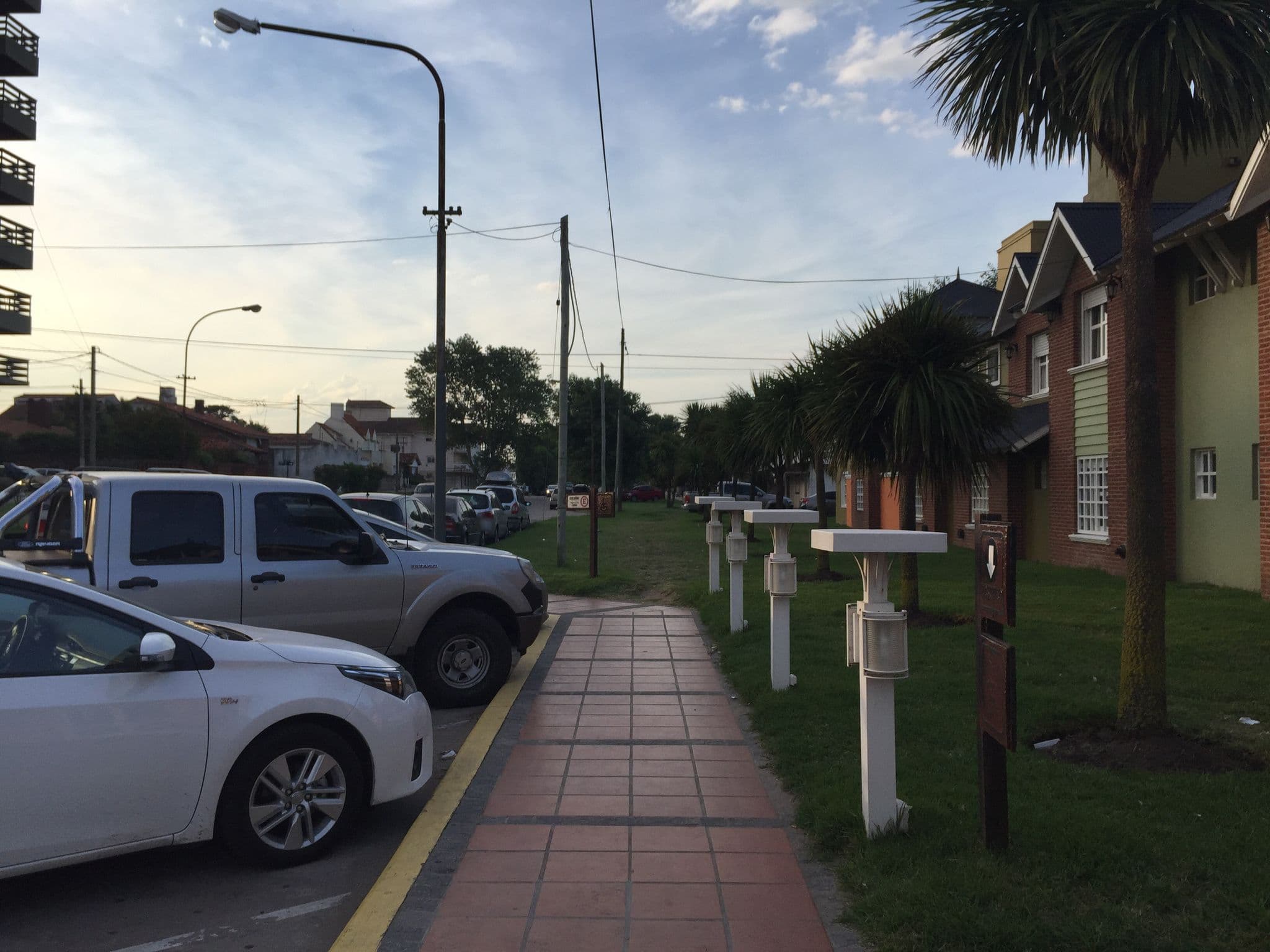 Street view near Cabañas Refugio Del Mar, Miramar — © nicolas17 (CC BY-SA · Mapillary)