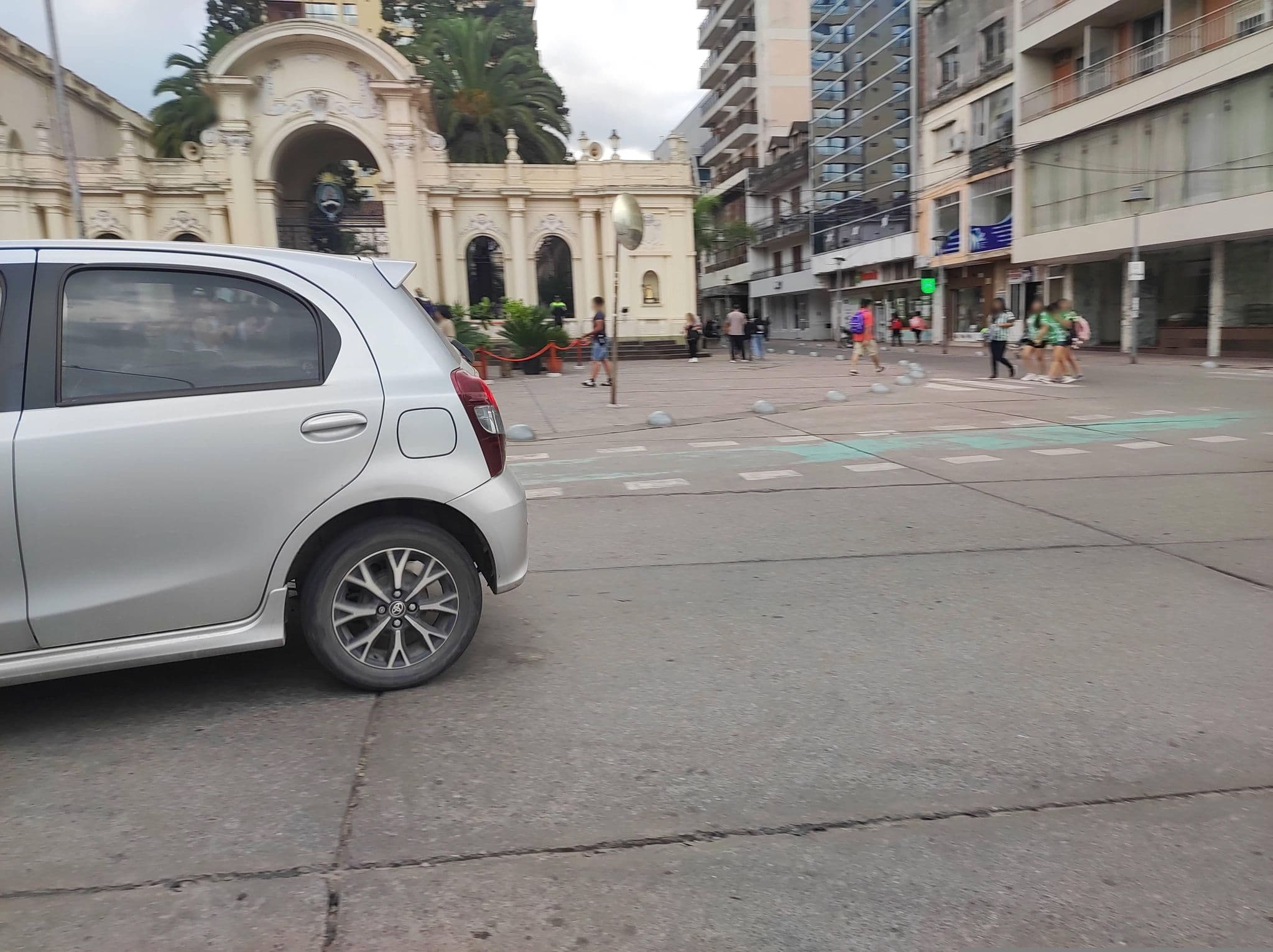 Street view near Hotel Internacional, San Salvador de Jujuy — © diegokrein (CC BY-SA · Mapillary)