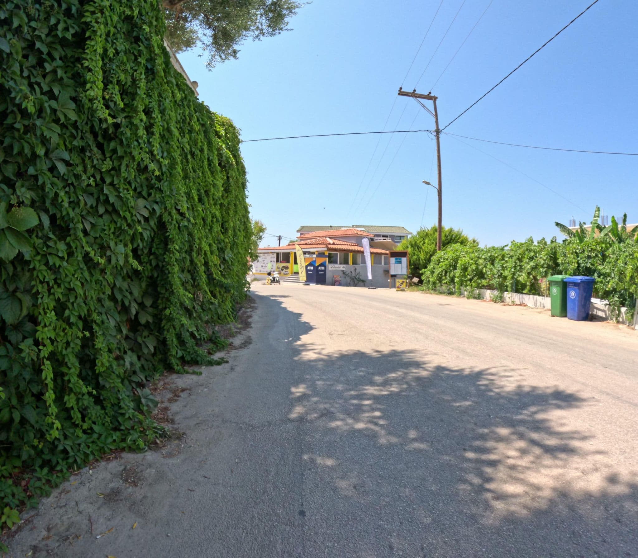 Street view near Sunrise Rent Rooms, Katastárion — © krzyk (CC BY-SA · Mapillary)