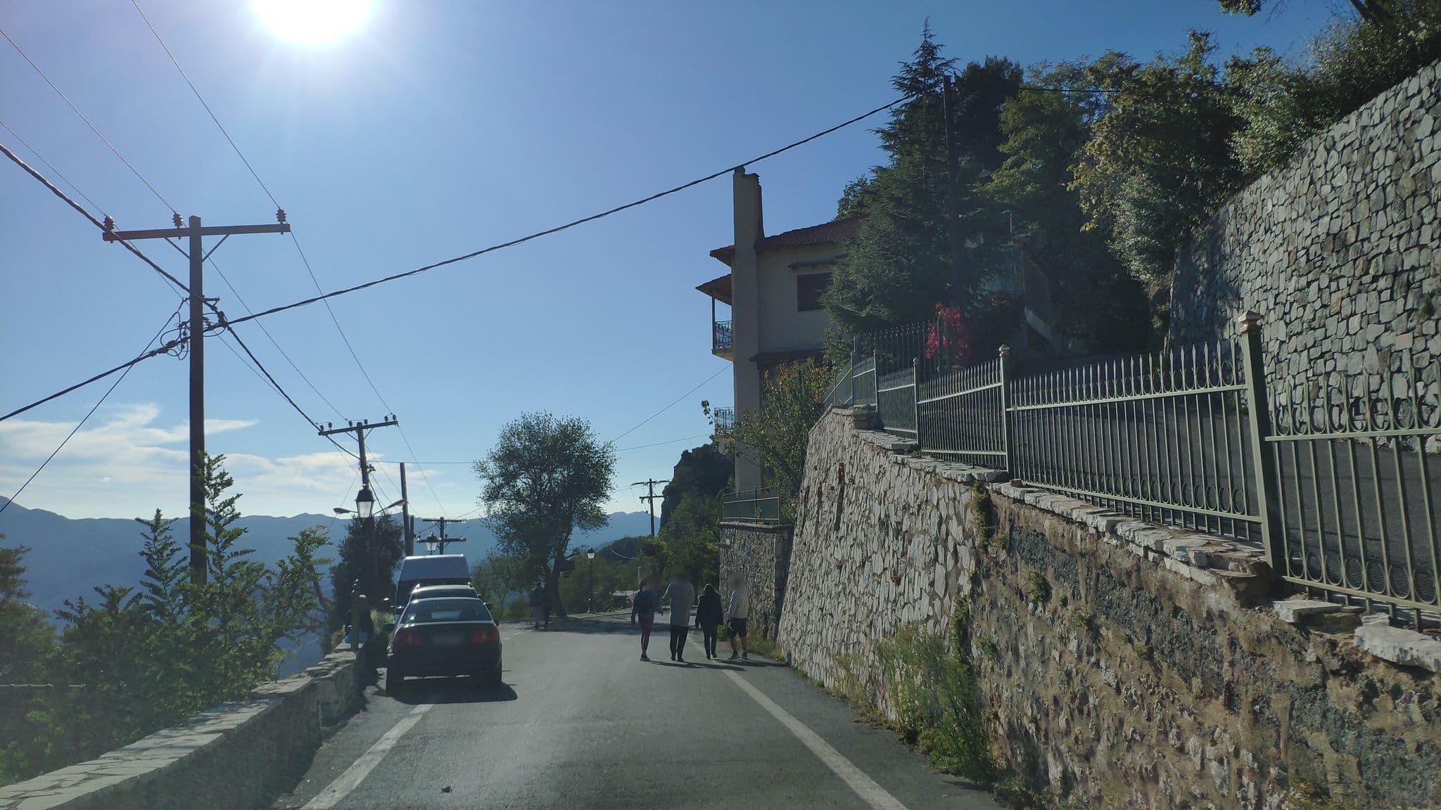 Street view near Αρχοντικό Κολοκοτρώνη, Megalópoli — © pppetros (CC BY-SA · Mapillary)