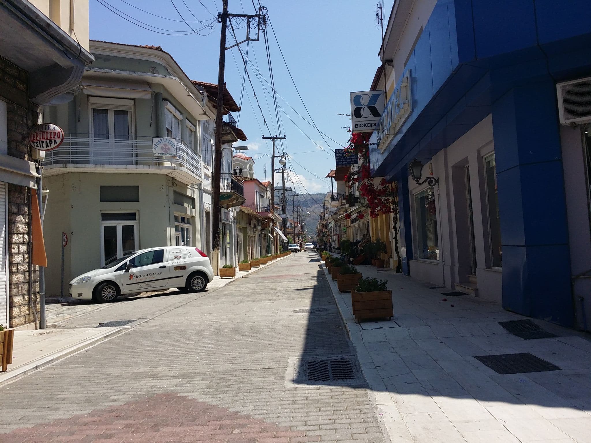 Street view near Foundas: The Grand Residence, Aitolikó — © pppetros (CC BY-SA · Mapillary)