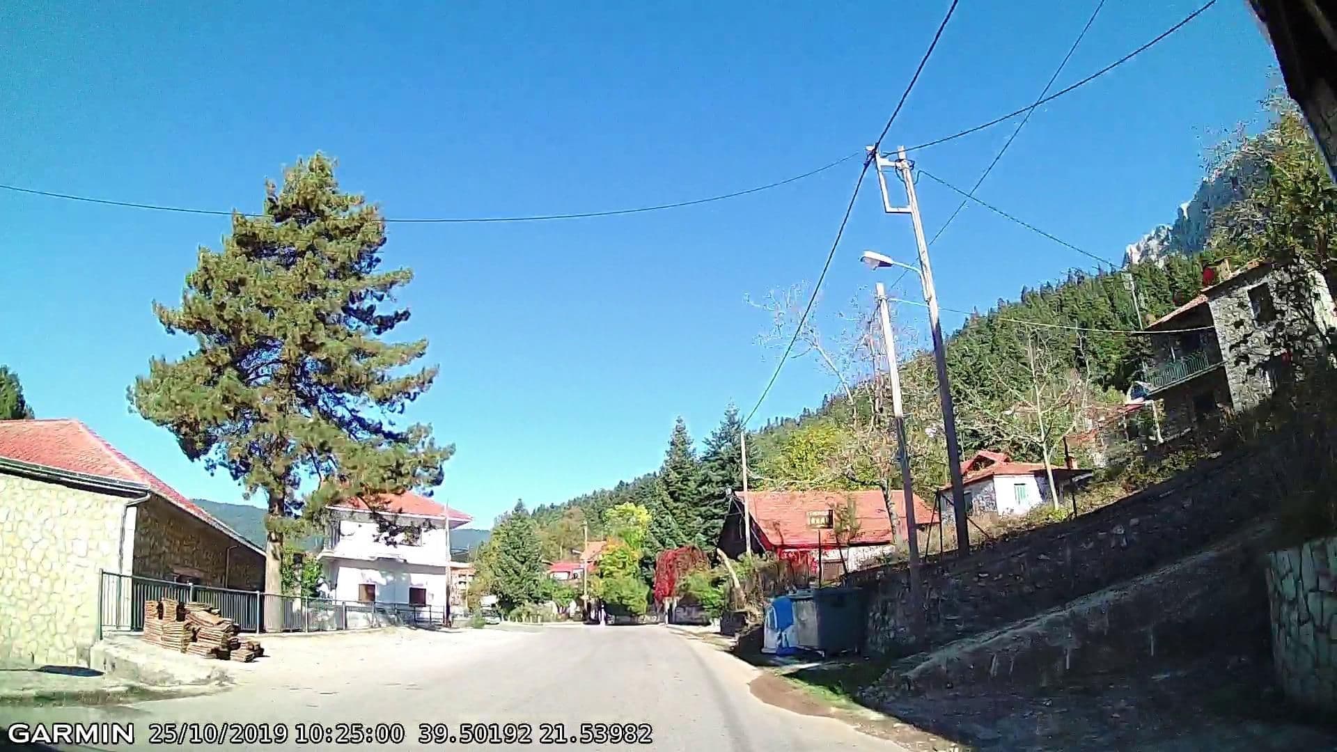 Street view near Λιγκέρι, Piáleia — © pppetros (CC BY-SA · Mapillary)