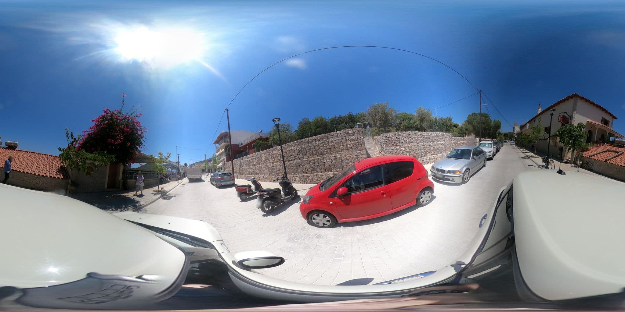 Street view near Flisvos Hotel, Tolón — © efikour (CC BY-SA · Mapillary)
