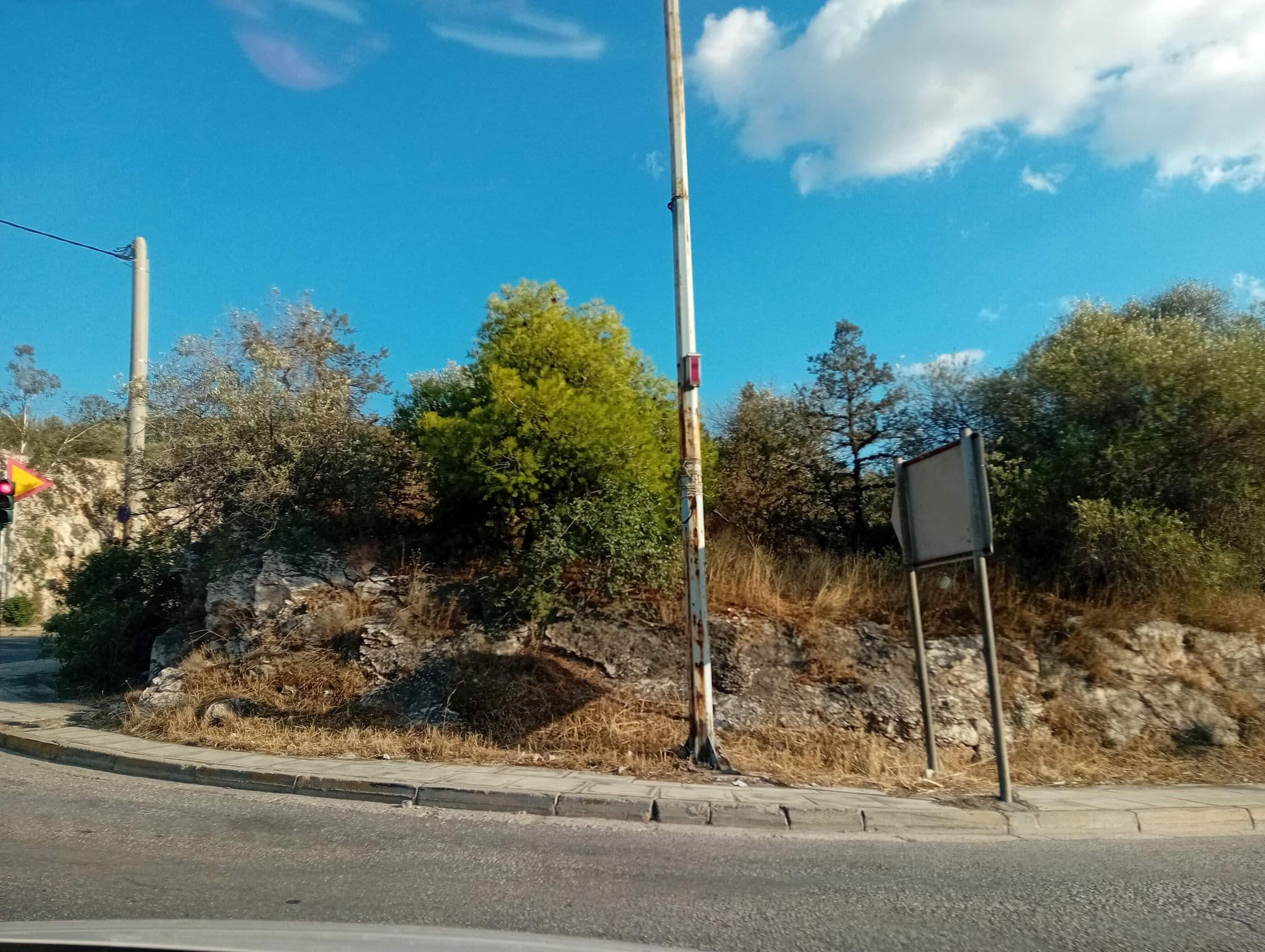 Street view near Glaros Hotel, Skarmagkás — © George_210 (CC BY-SA · Mapillary)
