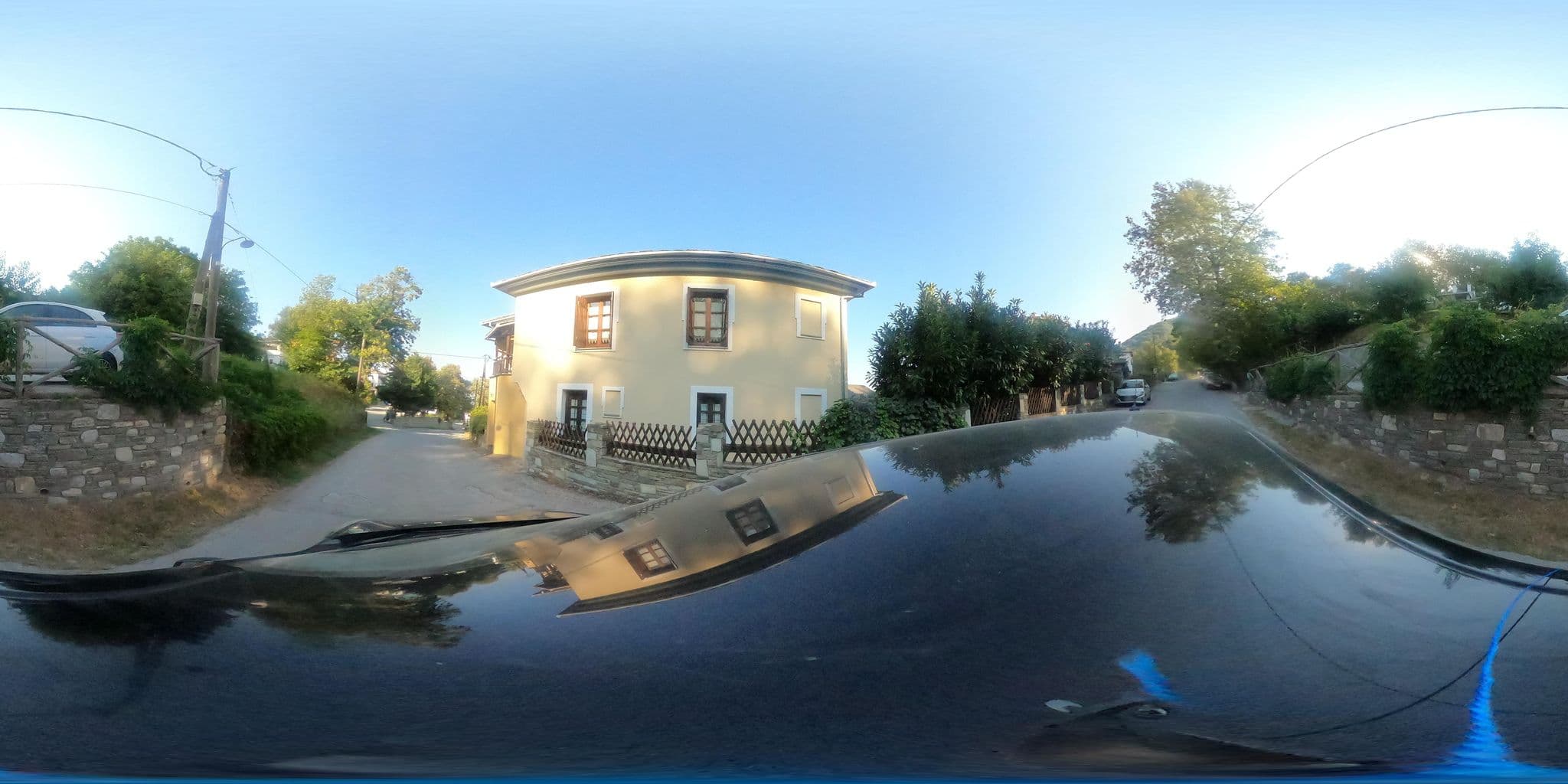 Street view near Το Καλωσόρισμα (To Kalosorisma), Mouresi — © geraki (CC BY-SA · Mapillary)