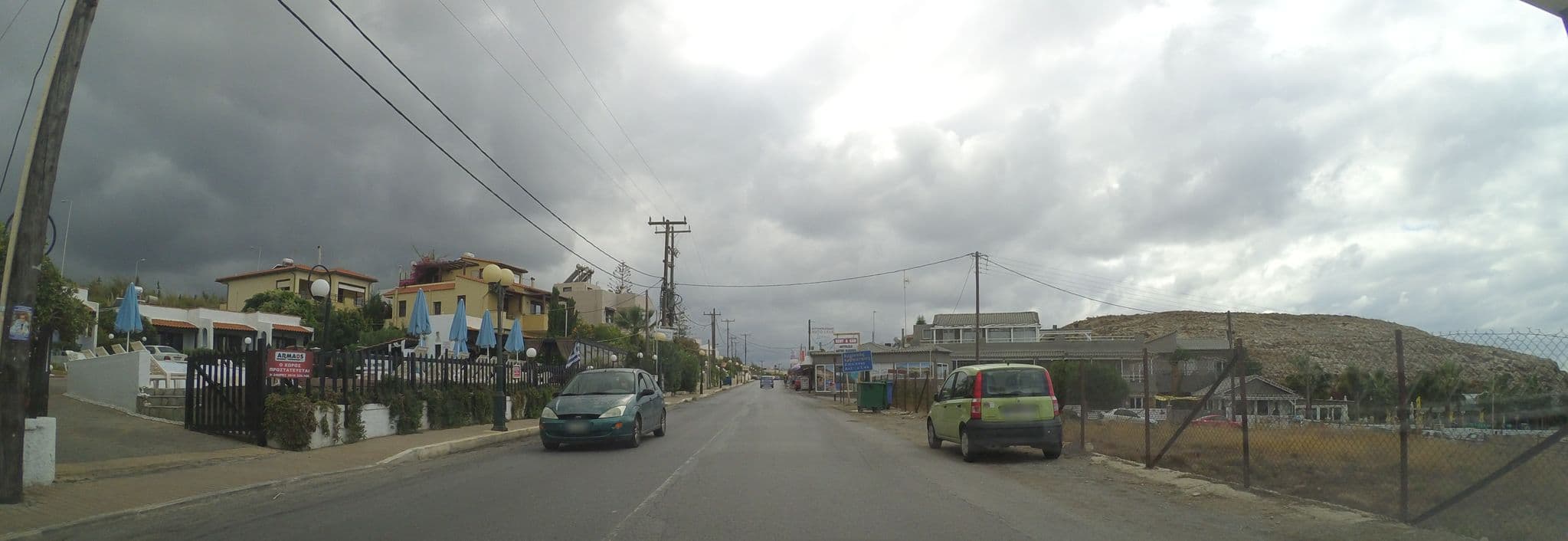 Street view near Amnissos Villas, Néa Alikarnassós — © teddy73 (CC BY-SA · Mapillary)