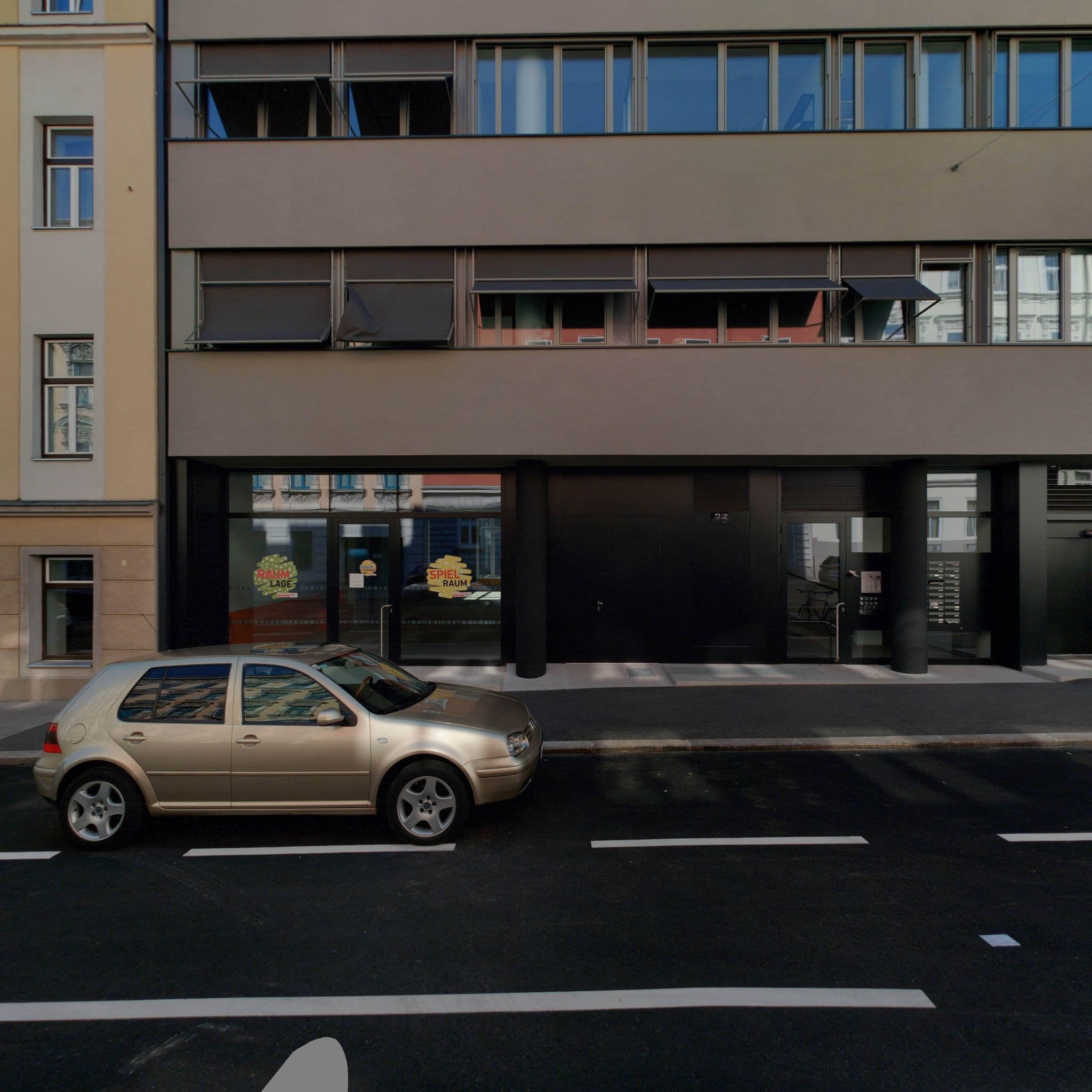 Street view near Boutique Design-Apartment Vienna, Josefstadt — © eliasgander (CC BY-SA · Mapillary)