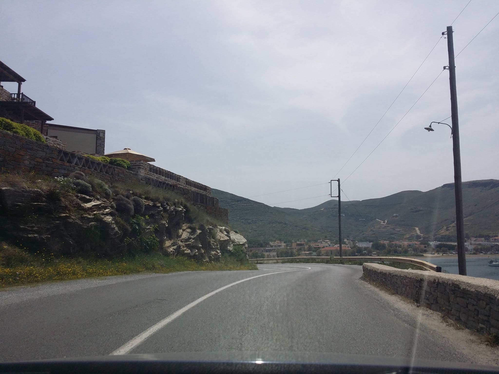 Street view near ΚΕΩΣ ΚΑΤΟΙΚΙΕΣ, Lávrio — © pppetros (CC BY-SA · Mapillary)