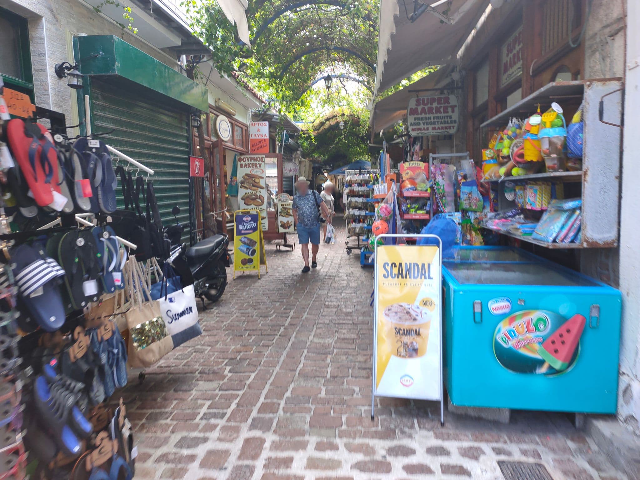 Street view near Christina's Garden, Pétra — © jjc (CC BY-SA · Mapillary)