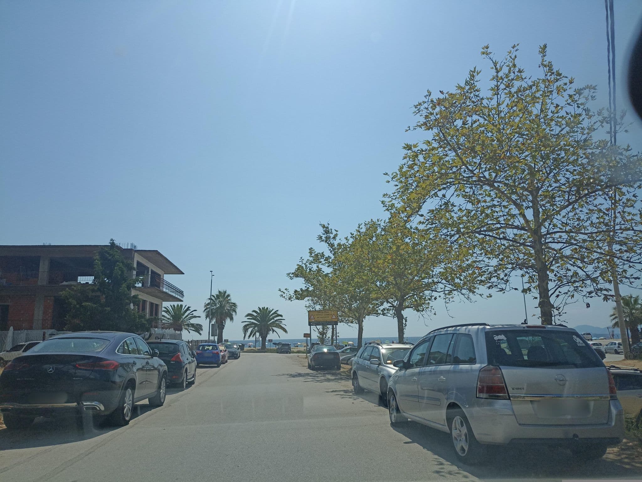 Street view near Galini Beach Hotel, Néa Vrasná — © geraki (CC BY-SA · Mapillary)