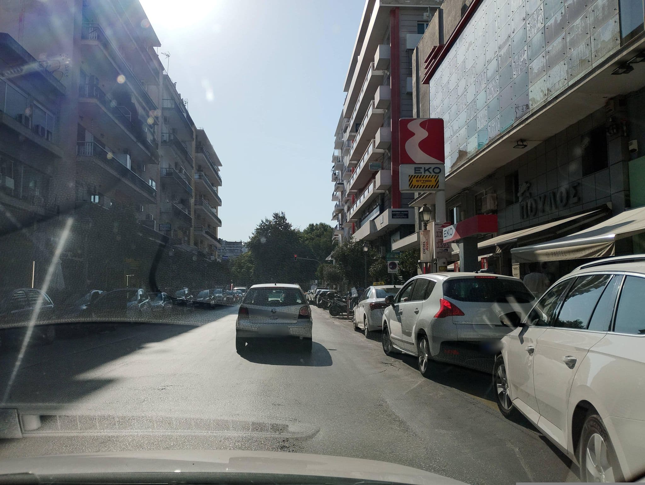 Street view near Akropolis Hotel, Kavála — © George_210 (CC BY-SA · Mapillary)