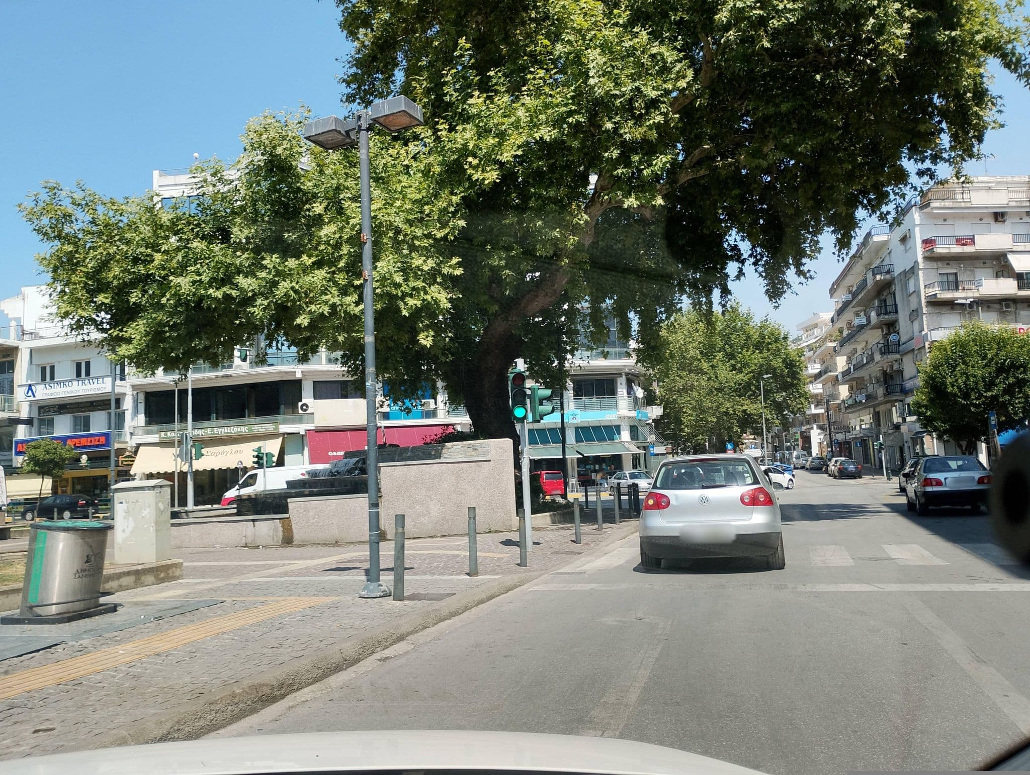 Street view near Democritus Hotel - Δημητριαδησ Σαββασ - Μεταξα Νικη, Xánthi — © George_210 (CC BY-SA · Mapillary)