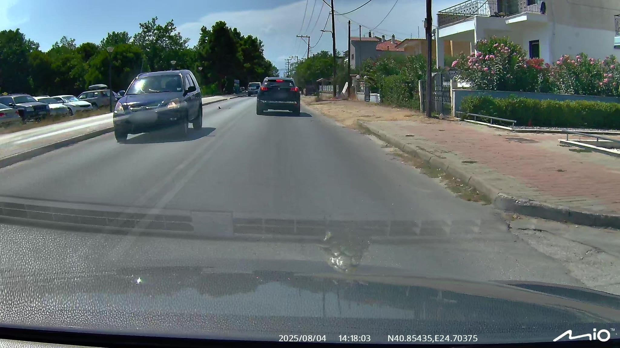 Street view near Eri Apartment, Keramotí — © puky (CC BY-SA · Mapillary)