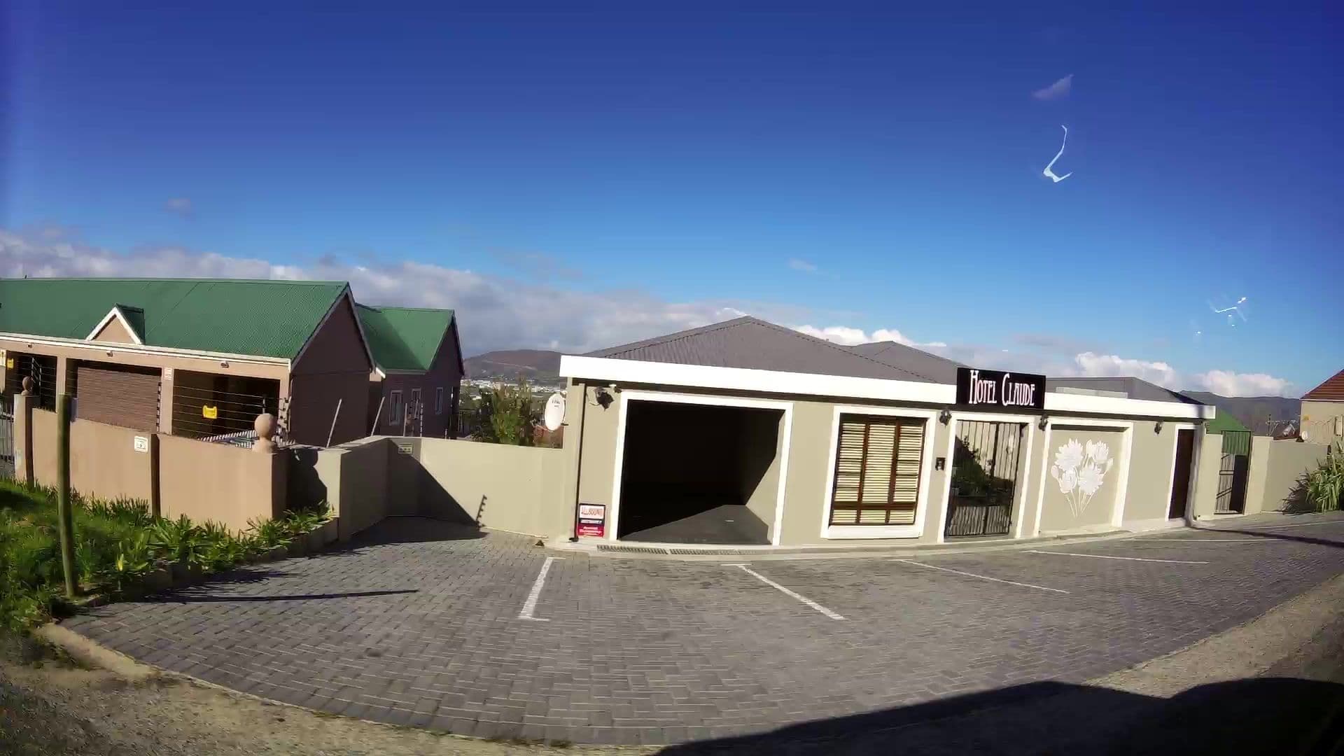 Street view near Hotel Claude, Knysna — © kaartcam (CC BY-SA · Mapillary)
