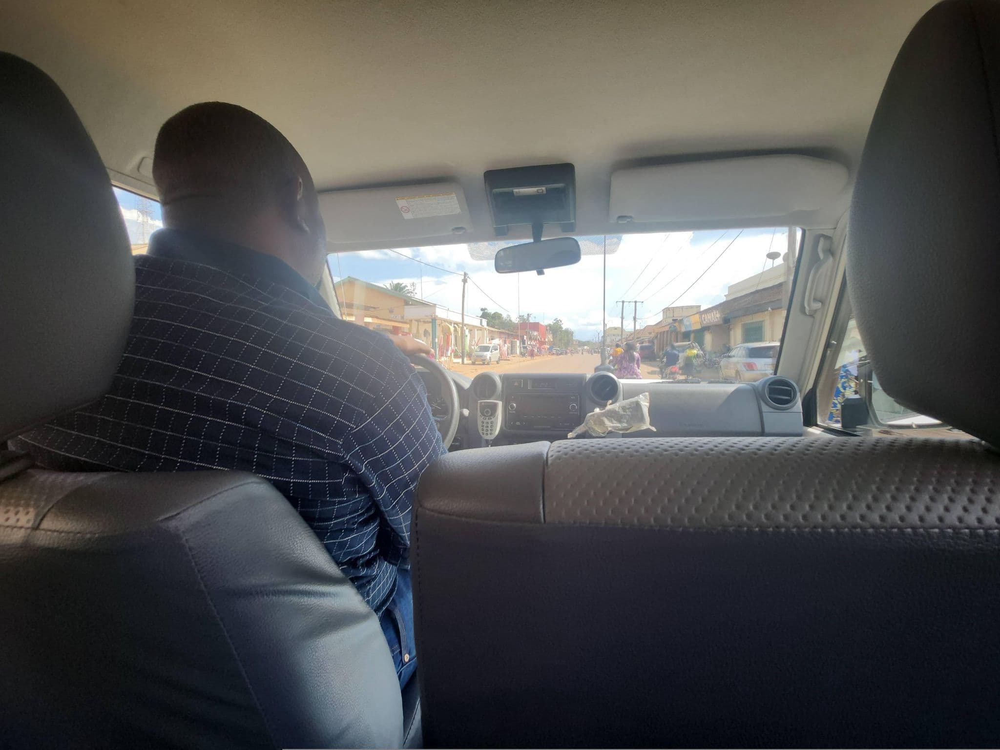 Street view near Africain Vyaka Hotel, Beni — © paulkitabi (CC BY-SA · Mapillary)
