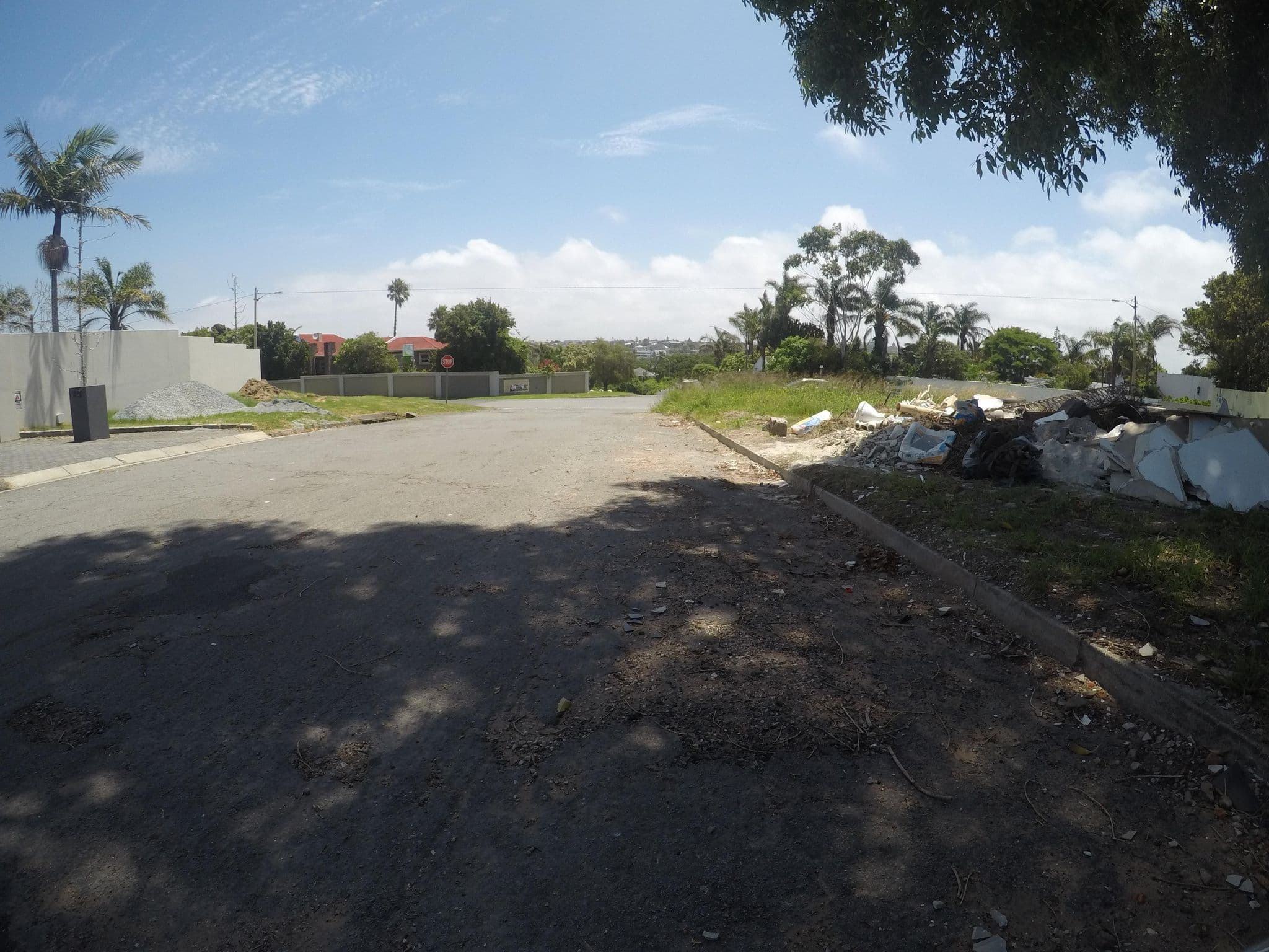 Street view near Santorini Guesthouse, East London — © bergie (CC BY-SA · Mapillary)