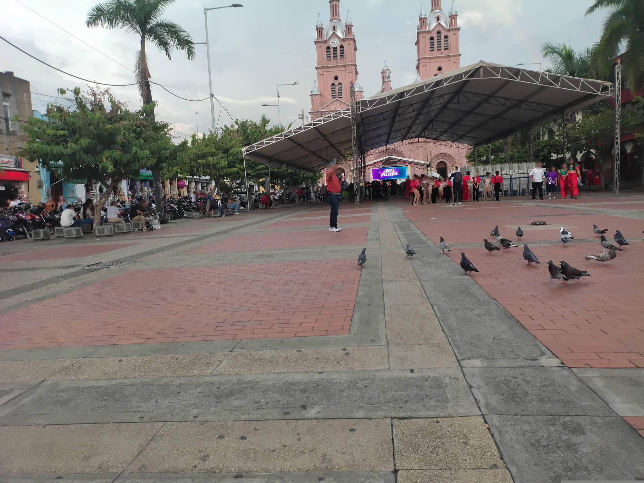Street view near Hotel EL PEREGRINO, Guadalajara de Buga — © Empanada (CC BY-SA · Mapillary)