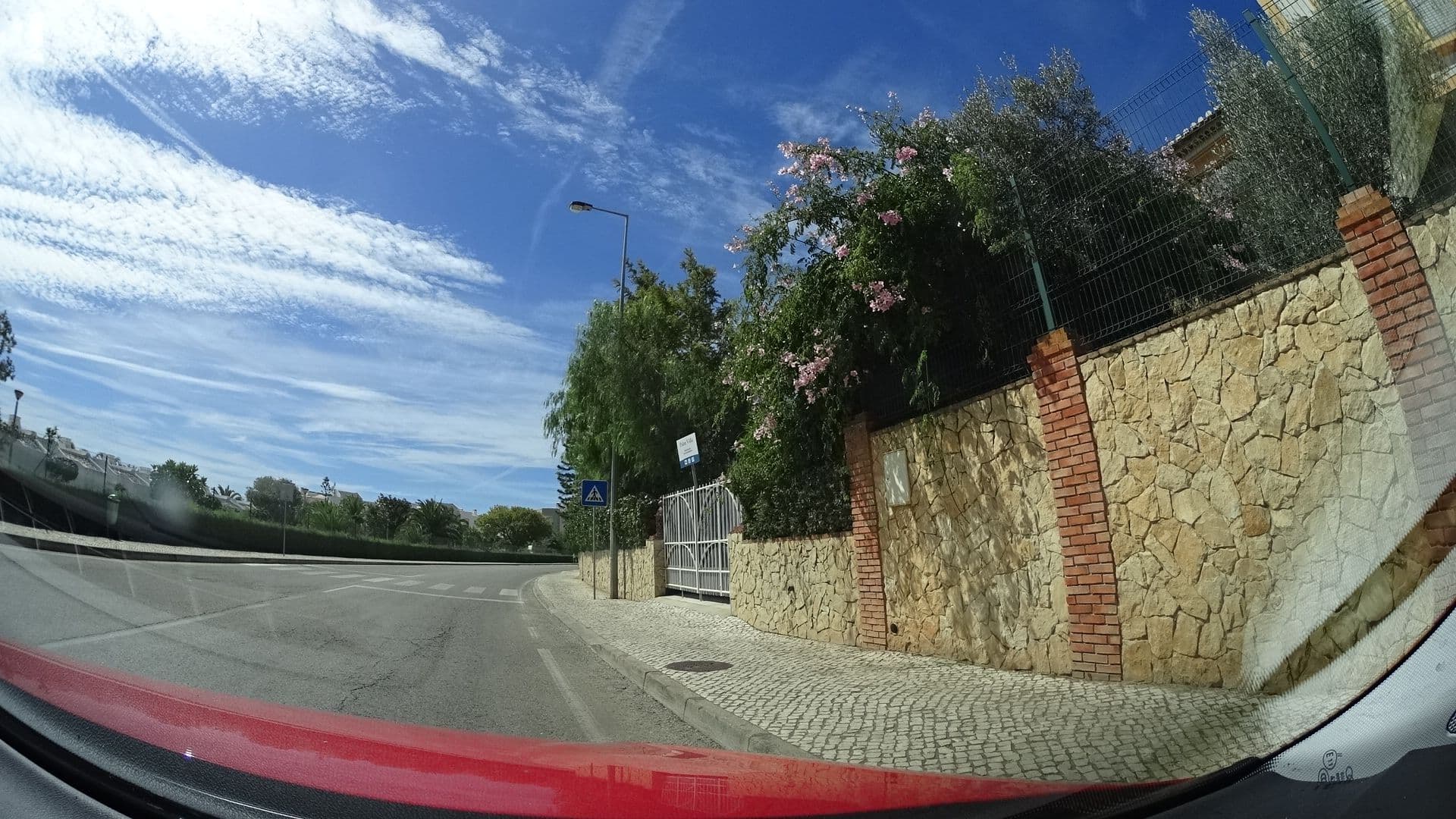 Street view near Palm Villa, Porto de Mós — © sashazykov (CC BY-SA · Mapillary)