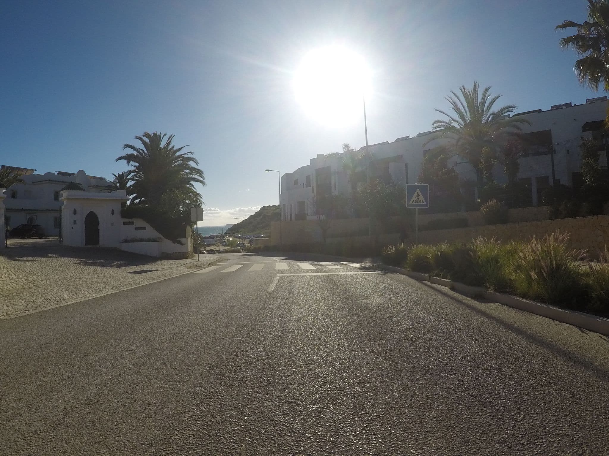Street view near vivenda johanna, Porto de Mós — © chrisbeddow (CC BY-SA · Mapillary)