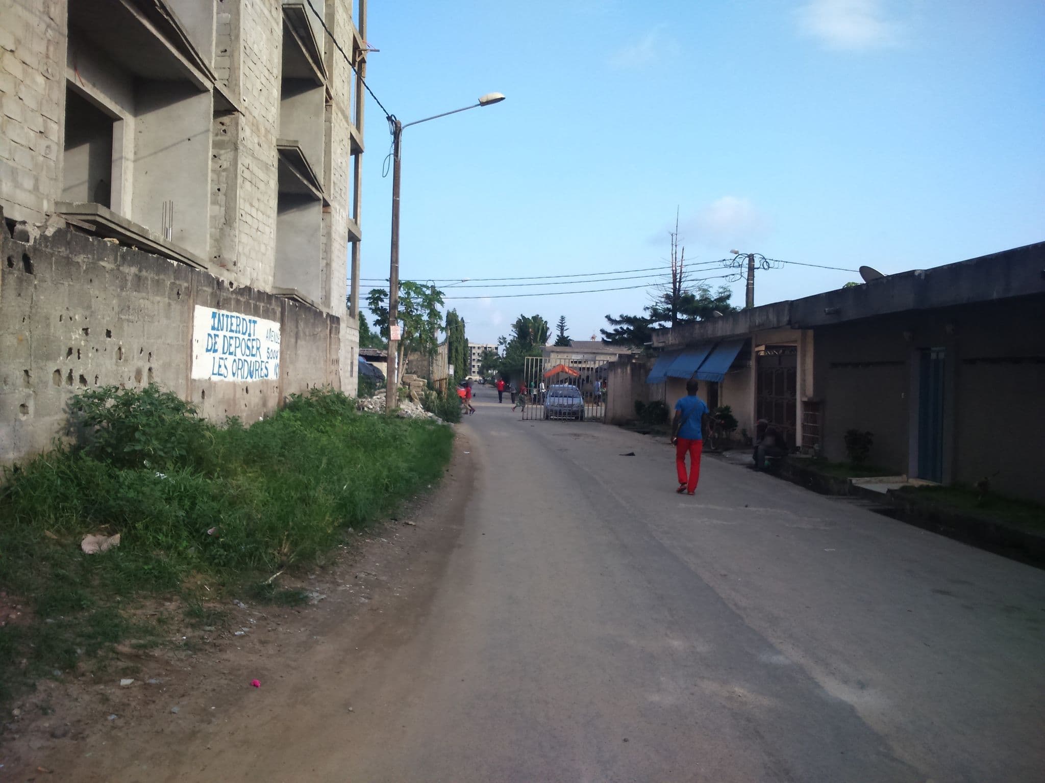 Street view near BNB hôtel, Abobo — © abenesit (CC BY-SA · Mapillary)