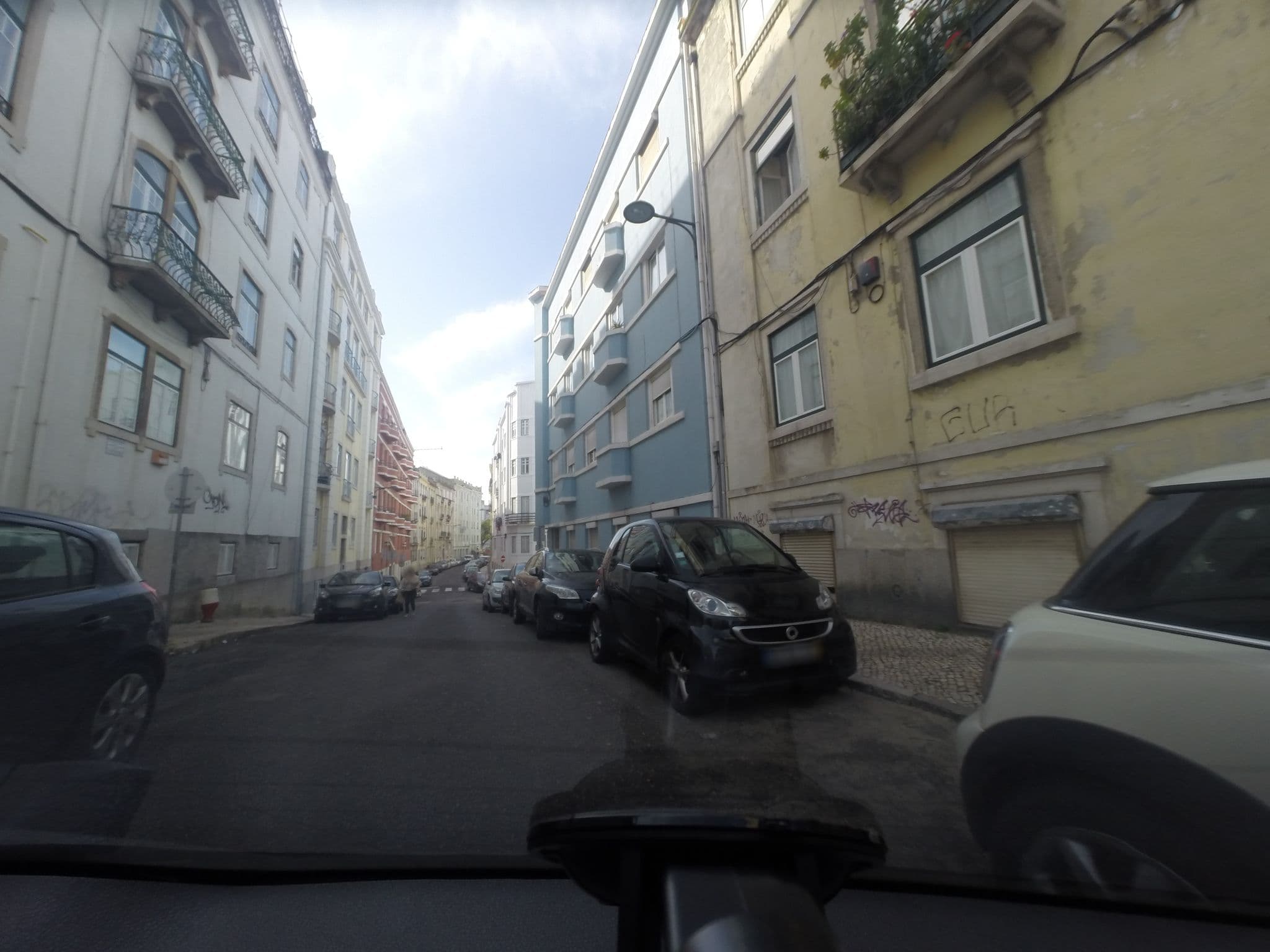 Street view near Cardinas & Petalas, Anjos — © davipt (CC BY-SA · Mapillary)