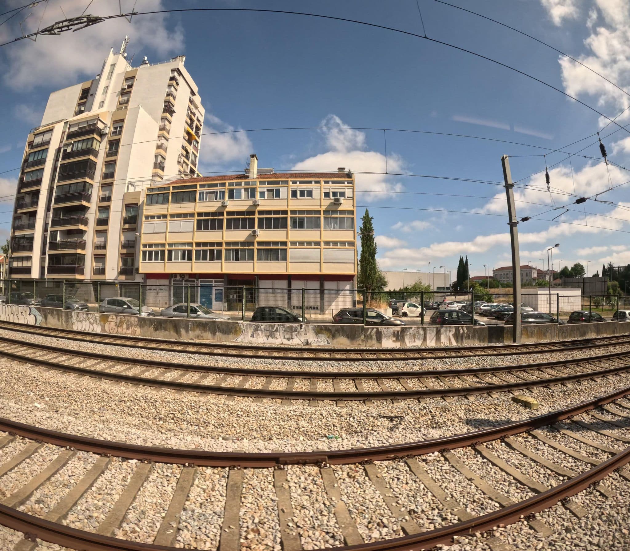 Street view near Discovery Apartment Benfica, Benfica — © danielagos12 (CC BY-SA · Mapillary)