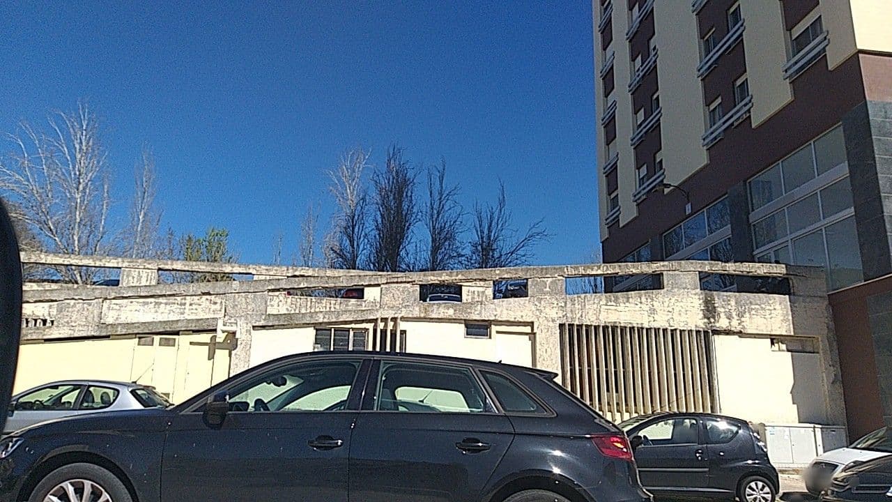 Street view near Apartamento In Expo, Olivais — © ozflor (CC BY-SA · Mapillary)