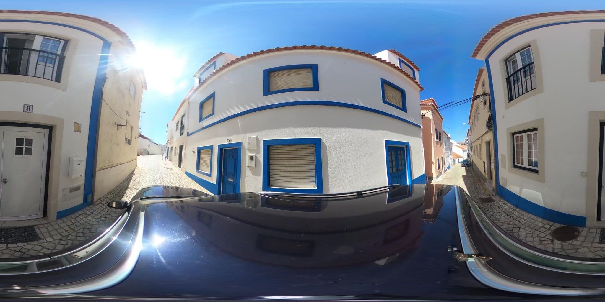 Street view near The 70's Hostel, Ericeira — © filohipo (CC BY-SA · Mapillary)