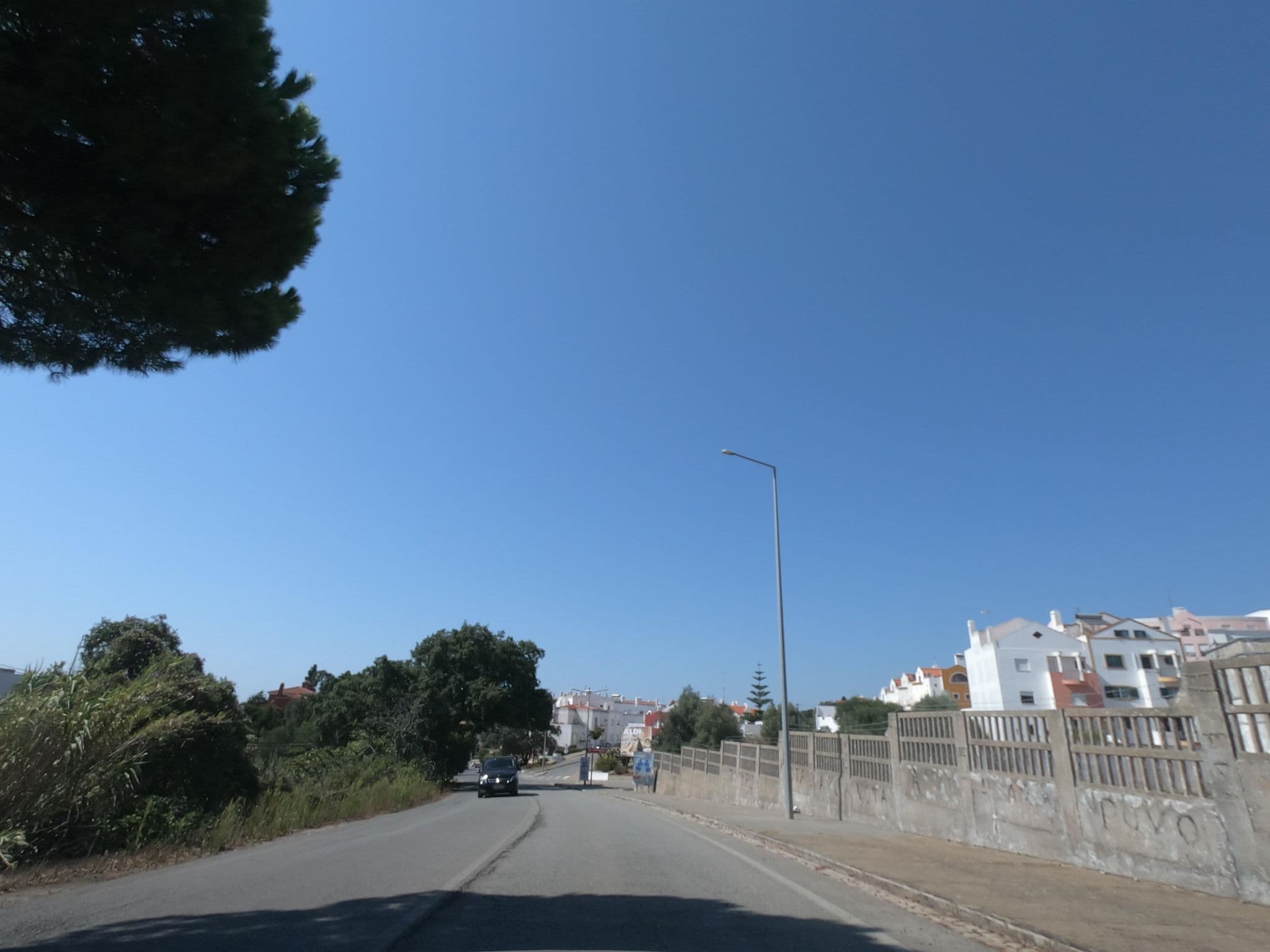 Street view near Hotel Caminhos de Santiago, Santiago do Cacém — © filohipo (CC BY-SA · Mapillary)