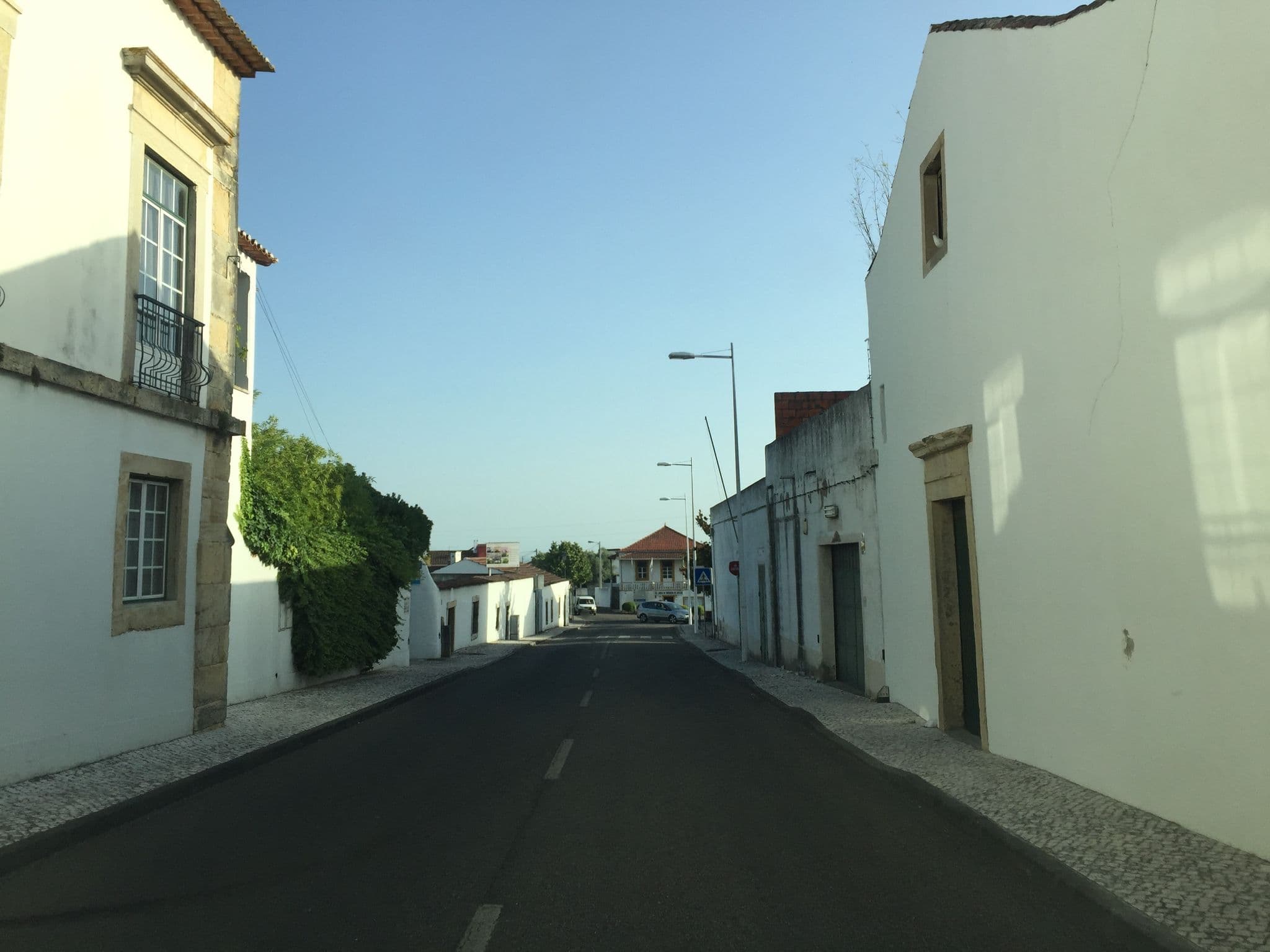 Street view near Casa do Patriarca, Entroncamento — © ptmap (CC BY-SA · Mapillary)