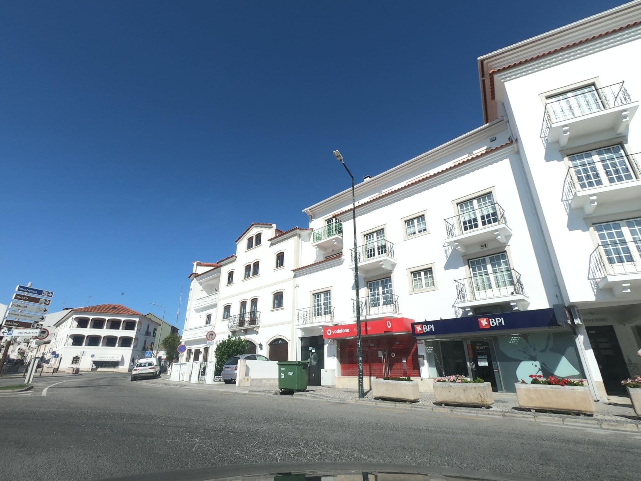 Street view near Residencial O Filipe, Alqueidão da Serra — © filohipo (CC BY-SA · Mapillary)