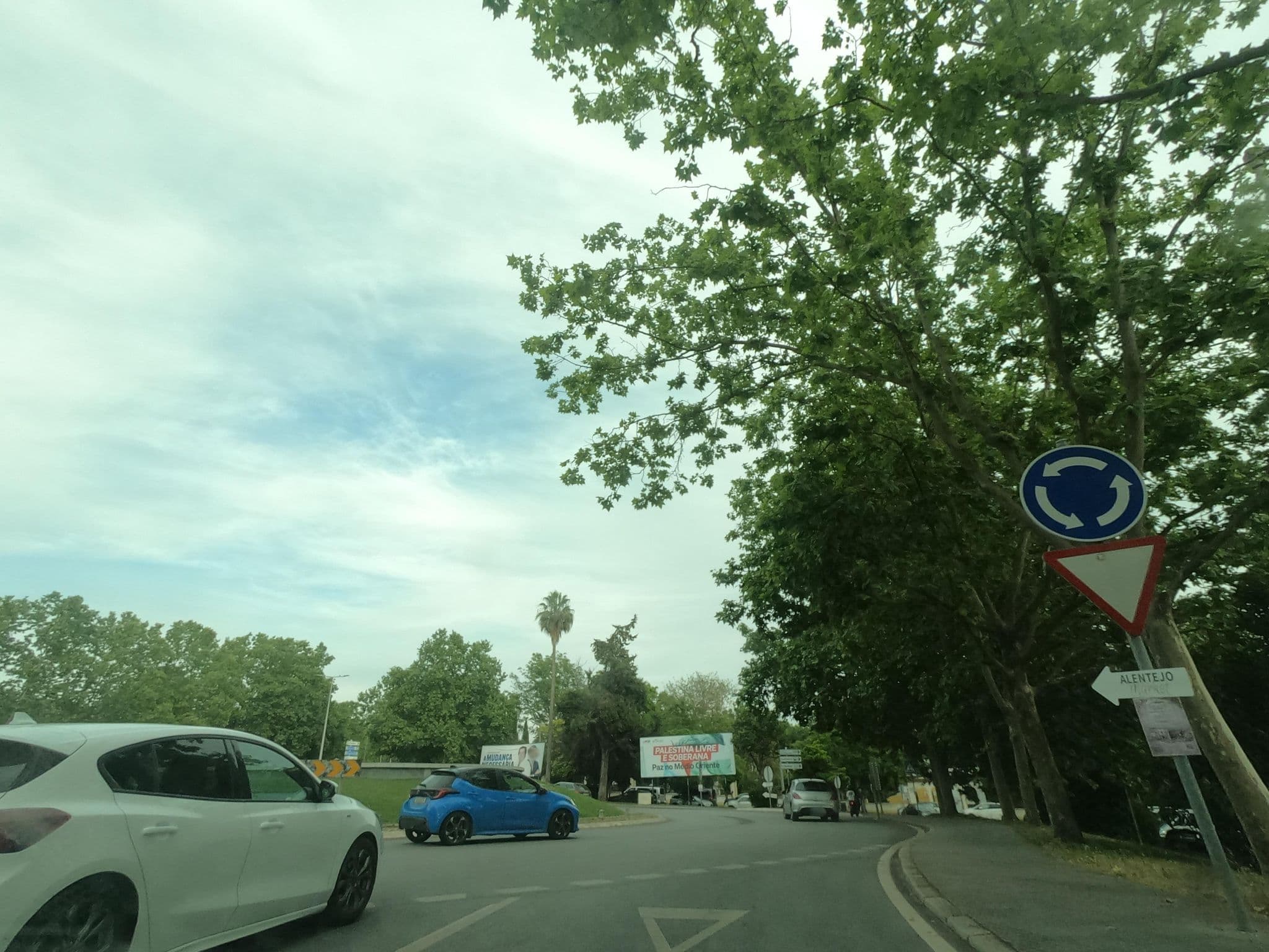 Street view near Brasa Hotéis Caia - Empreendimentos Hoteleiros e Turísticos, Elvas — © filohipo (CC BY-SA · Mapillary)