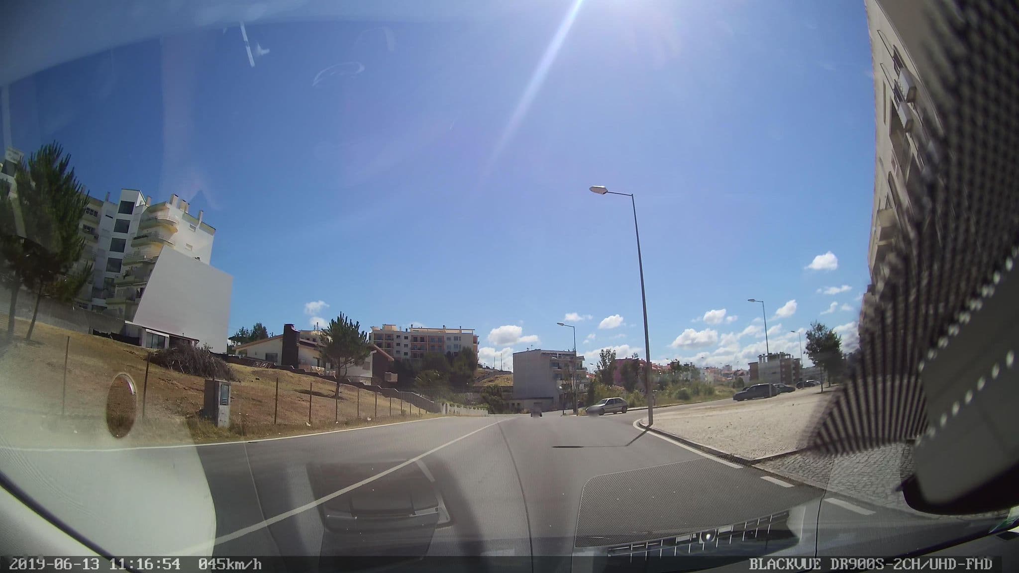 Street view near Marginal Oceanica Apartment, Buarcos — © rcaldeira (CC BY-SA · Mapillary)