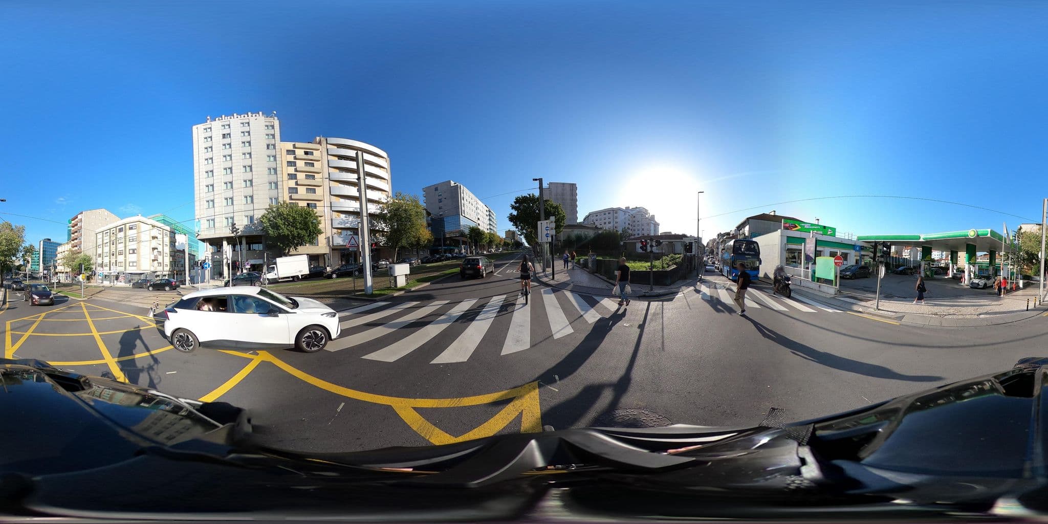 Street view near Residencial Davilina, Vila Nova de Gaia — © marksmith-orchy (CC BY-SA · Mapillary)