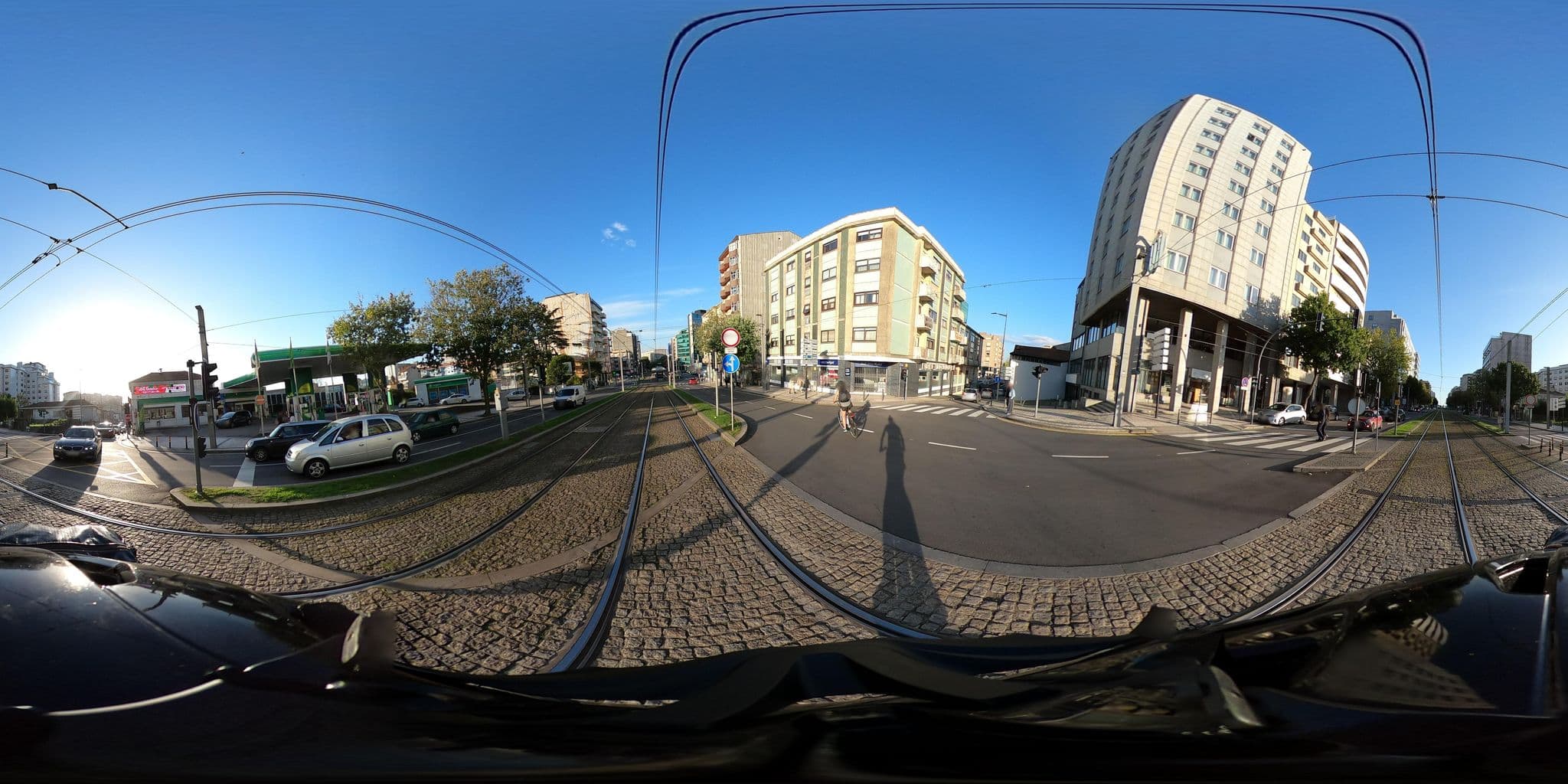 Street view near Cliphotel Gaia, Vila Nova de Gaia — © marksmith-orchy (CC BY-SA · Mapillary)