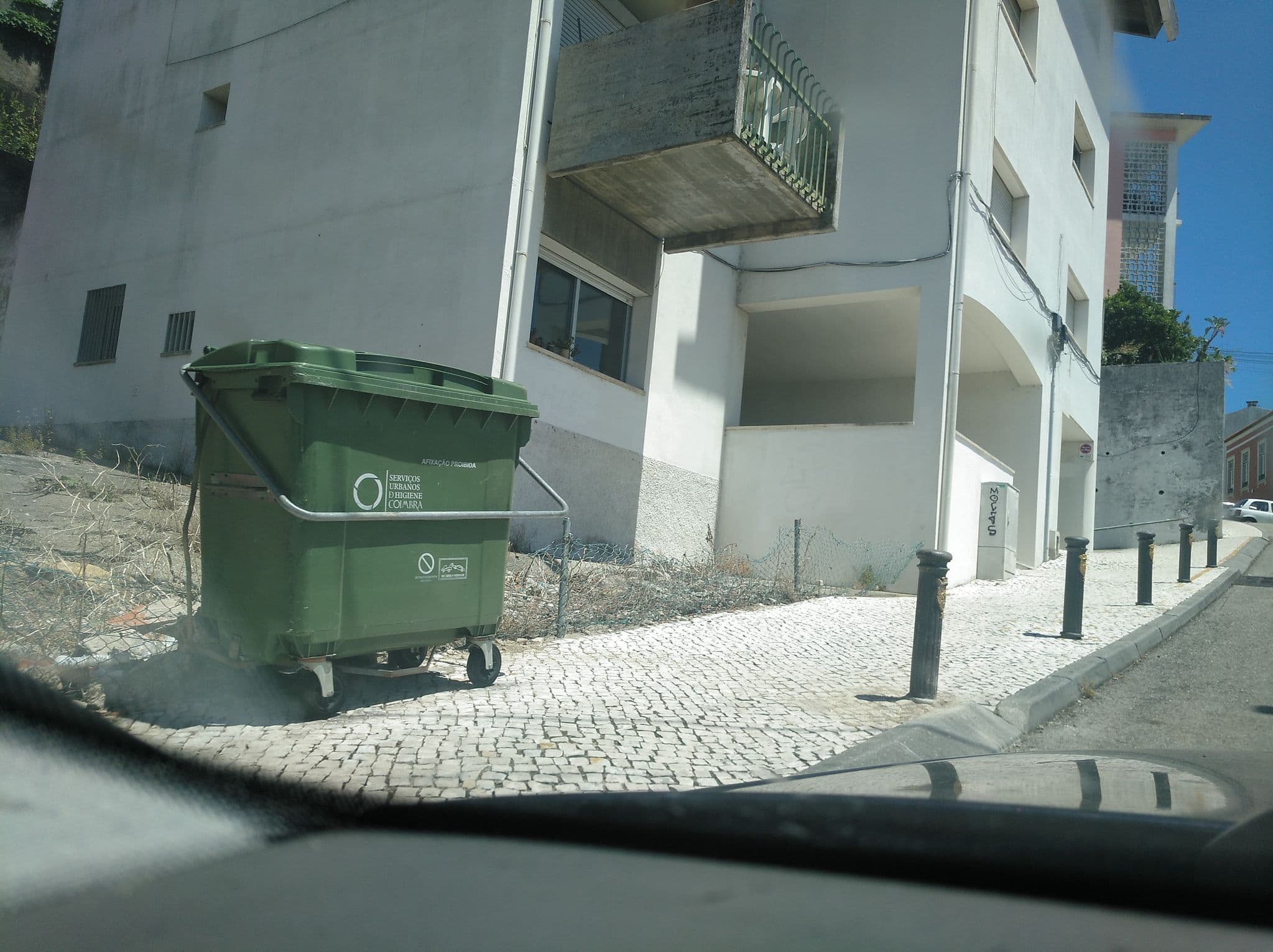 Street view near Briosa Studio Apartments, Coimbra — © filohipo (CC BY-SA · Mapillary)