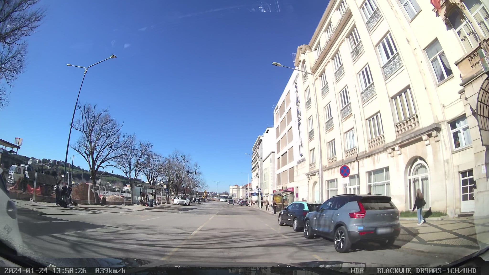 Street view near Residencial Paris, Coimbra — © sanjorgepinho (CC BY-SA · Mapillary)