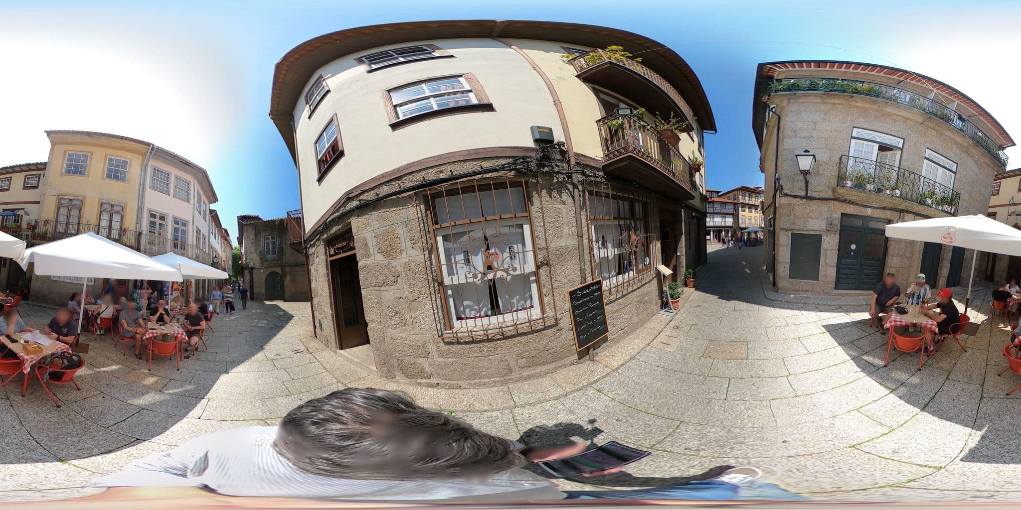 Street view near Alojamento Local F&B, Guimarães — © sanjorgepinho (CC BY-SA · Mapillary)