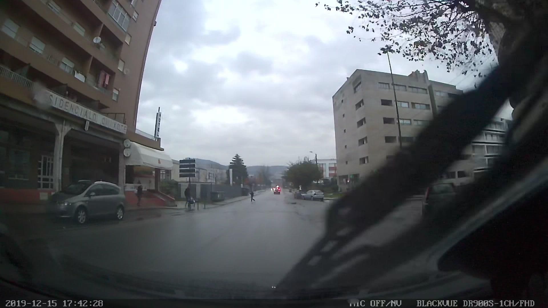 Street view near Residencial Dom Quixote, Godim — © sanjorgepinho (CC BY-SA · Mapillary)