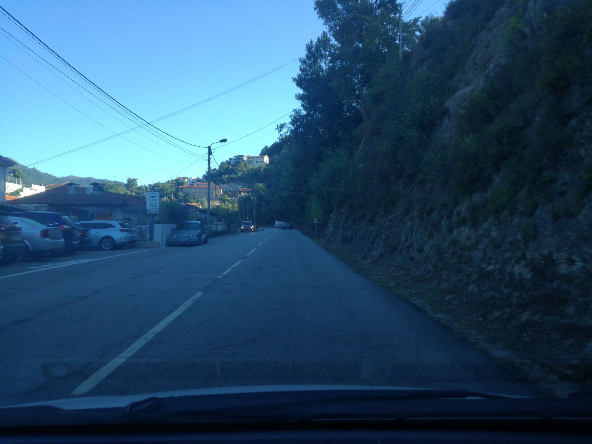 Street view near Alojamentos Pôr-do-Sol, Vieira do Minho — © cyberlima (CC BY-SA · Mapillary)