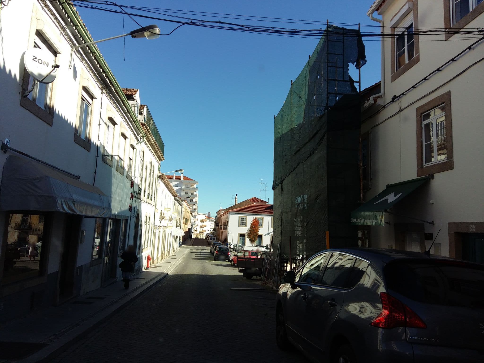 Street view near Residencial Telhadense, Castelo Branco — © egofer (CC BY-SA · Mapillary)