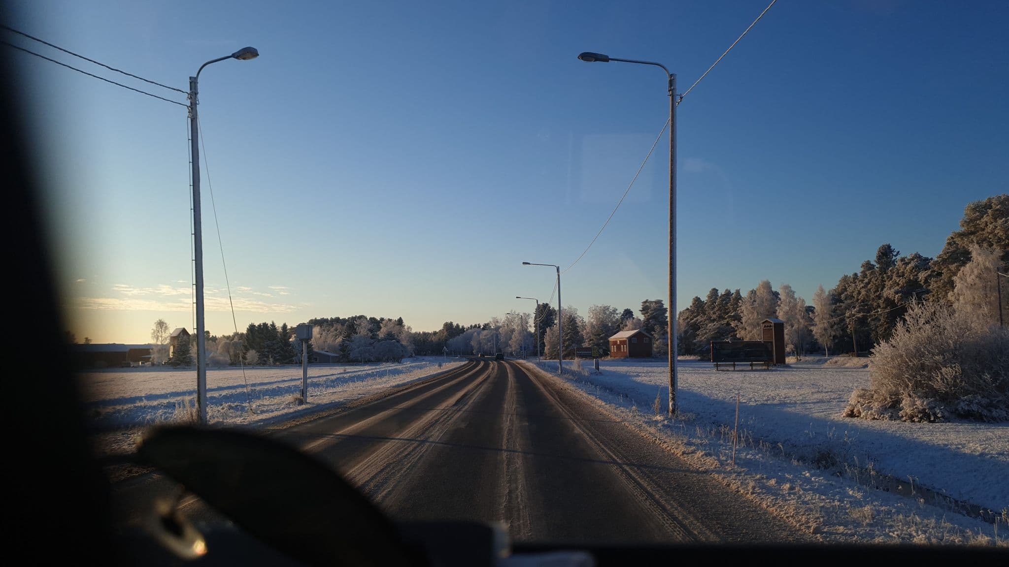 Street view near Hotelli Villiminkki, Himanka — © kelvinminn (CC BY-SA · Mapillary)
