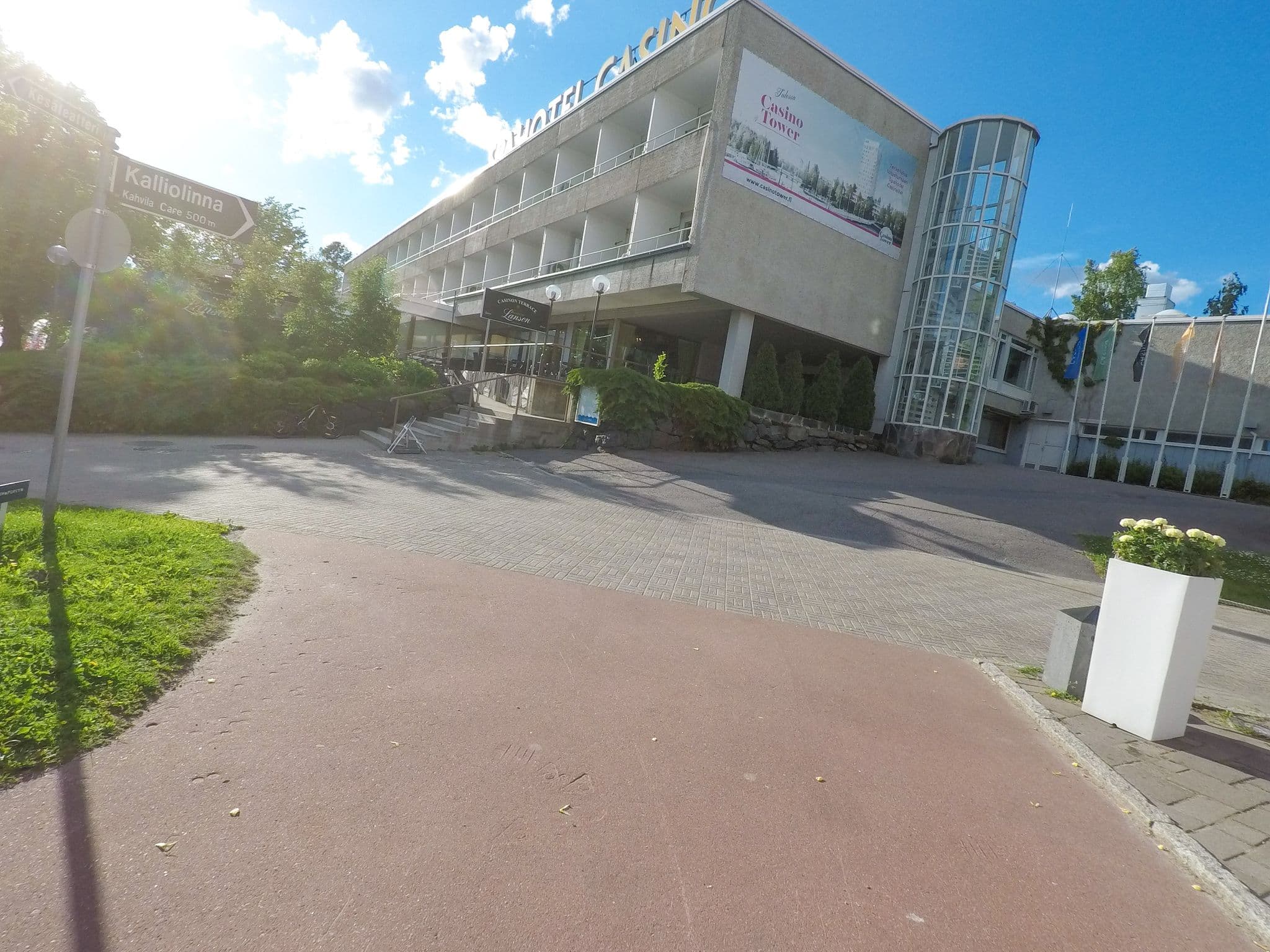 Street view near Kylpylaitoksentie 7, Savonlinna — © esario (CC BY-SA · Mapillary)