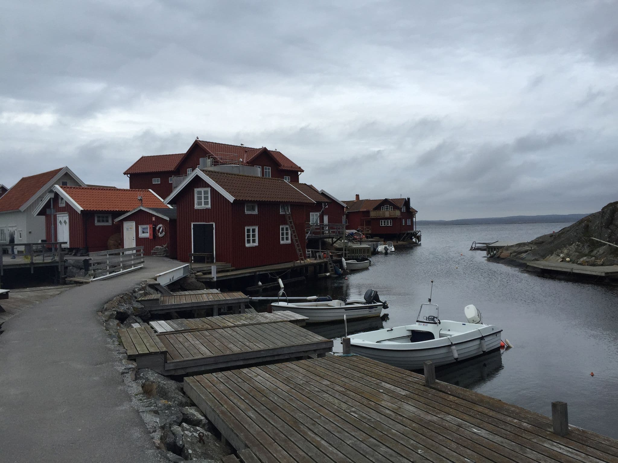 Street view near Lotshotellet, Ellös — © jasview (CC BY-SA · Mapillary)