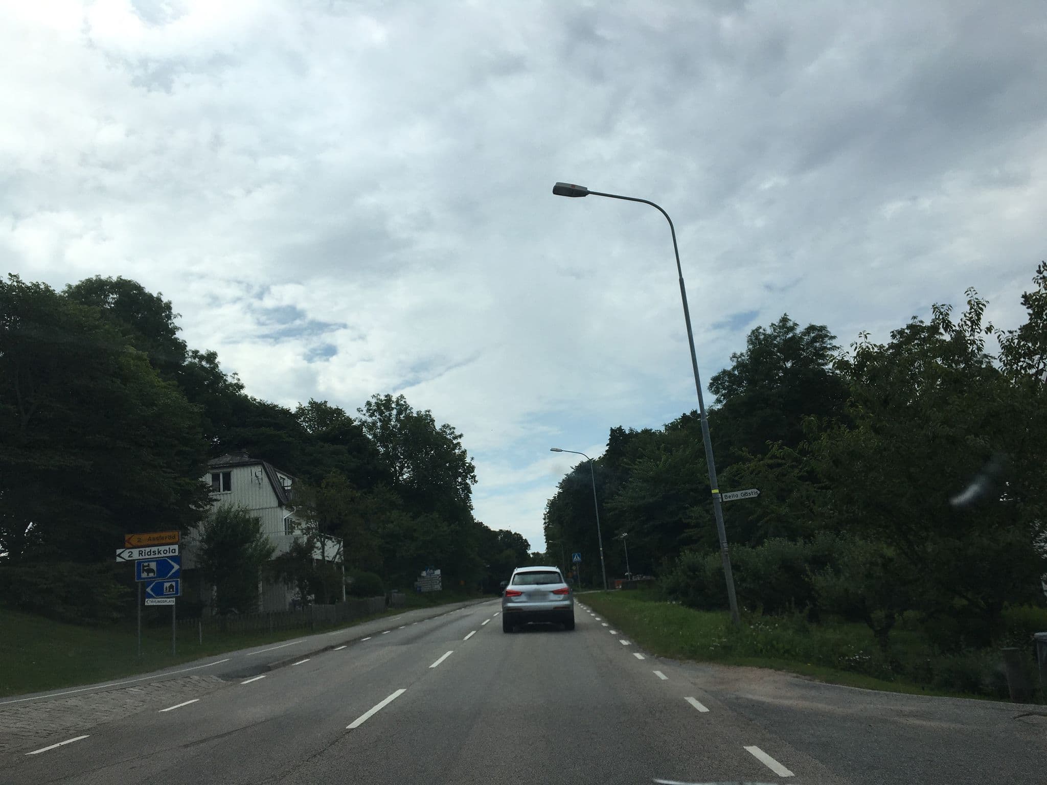 Street view near Hunnebostrands Vandrarhem, Hunnebostrand — © msamme (CC BY-SA · Mapillary)