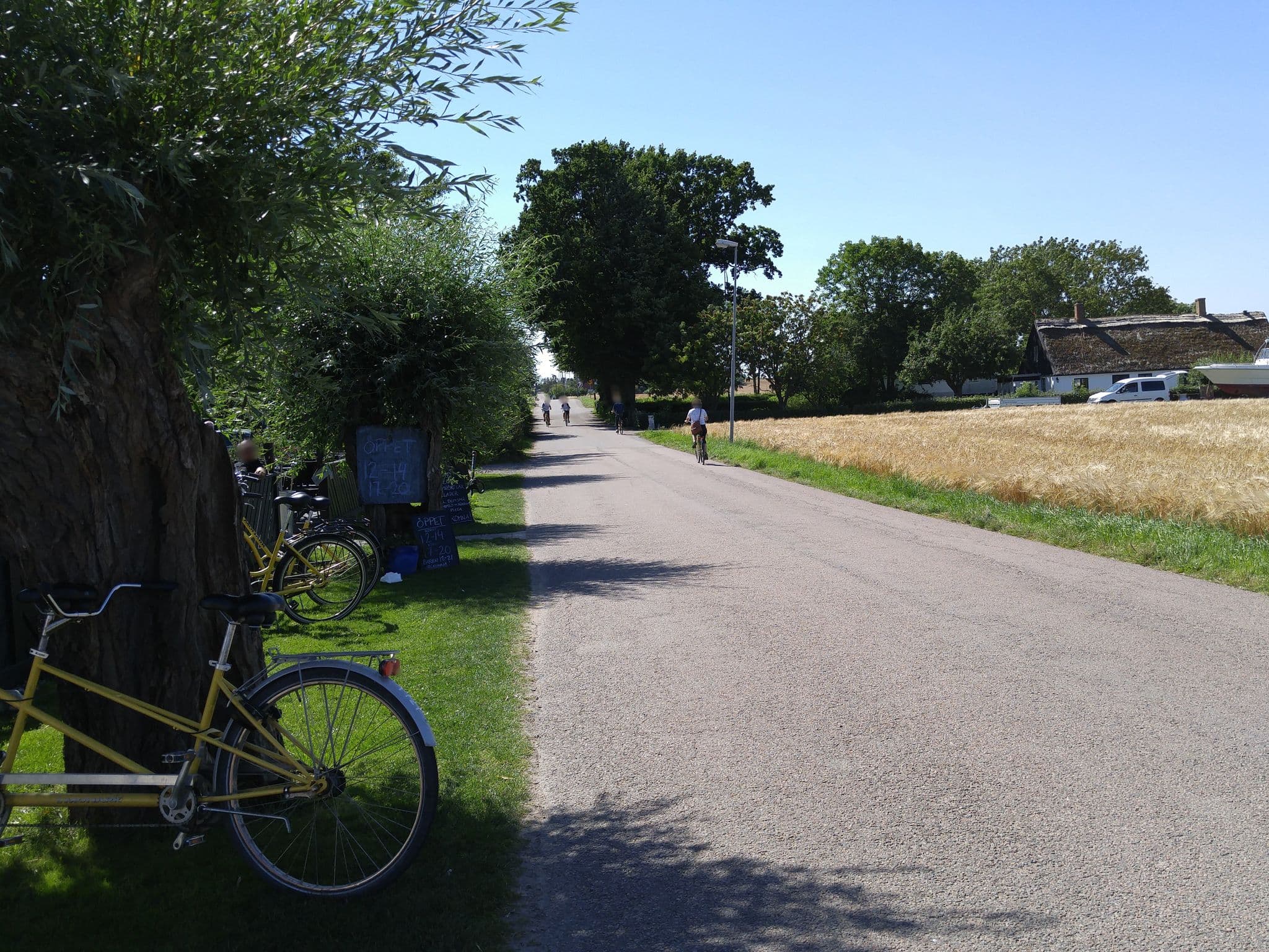 Street view near Prästasvängen Konferenspensionat, Rydebäck — © eneerhut (CC BY-SA · Mapillary)