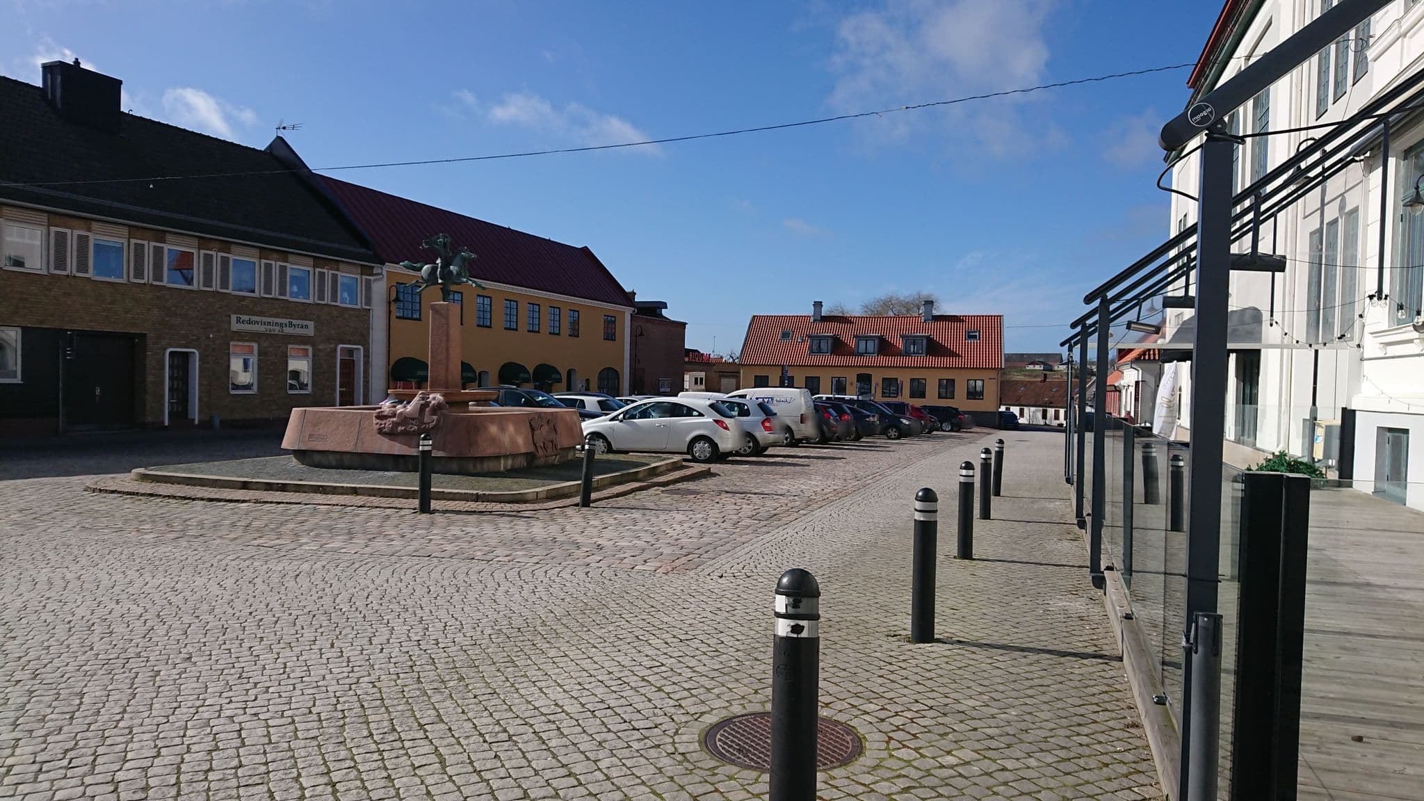 Street view near Laholms Resecentrum, Laholm — © demosgis (CC BY-SA · Mapillary)