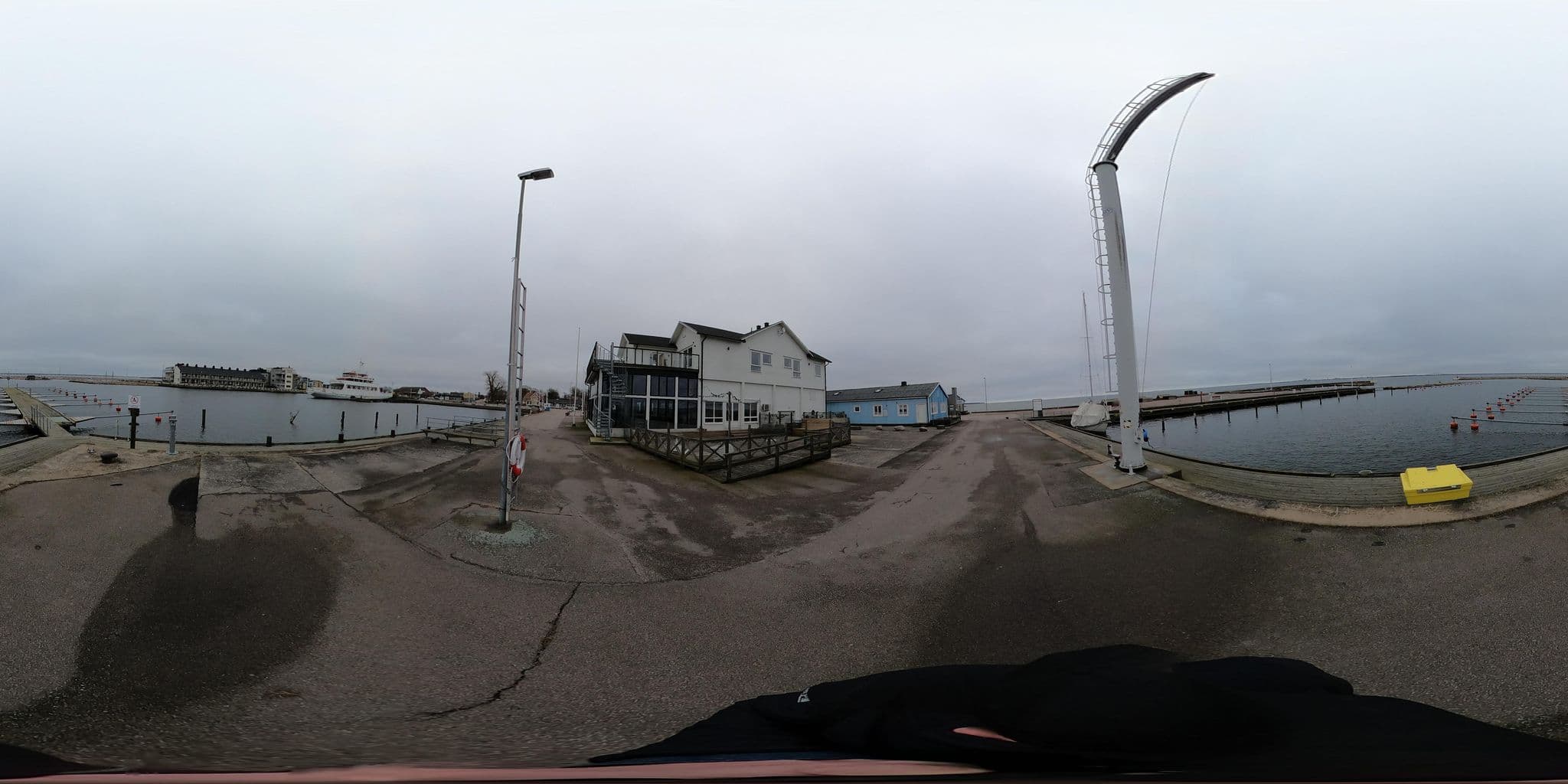 Street view near Kaj 4 Hotell & Restaurang, Färjestaden — © haggen (CC BY-SA · Mapillary)