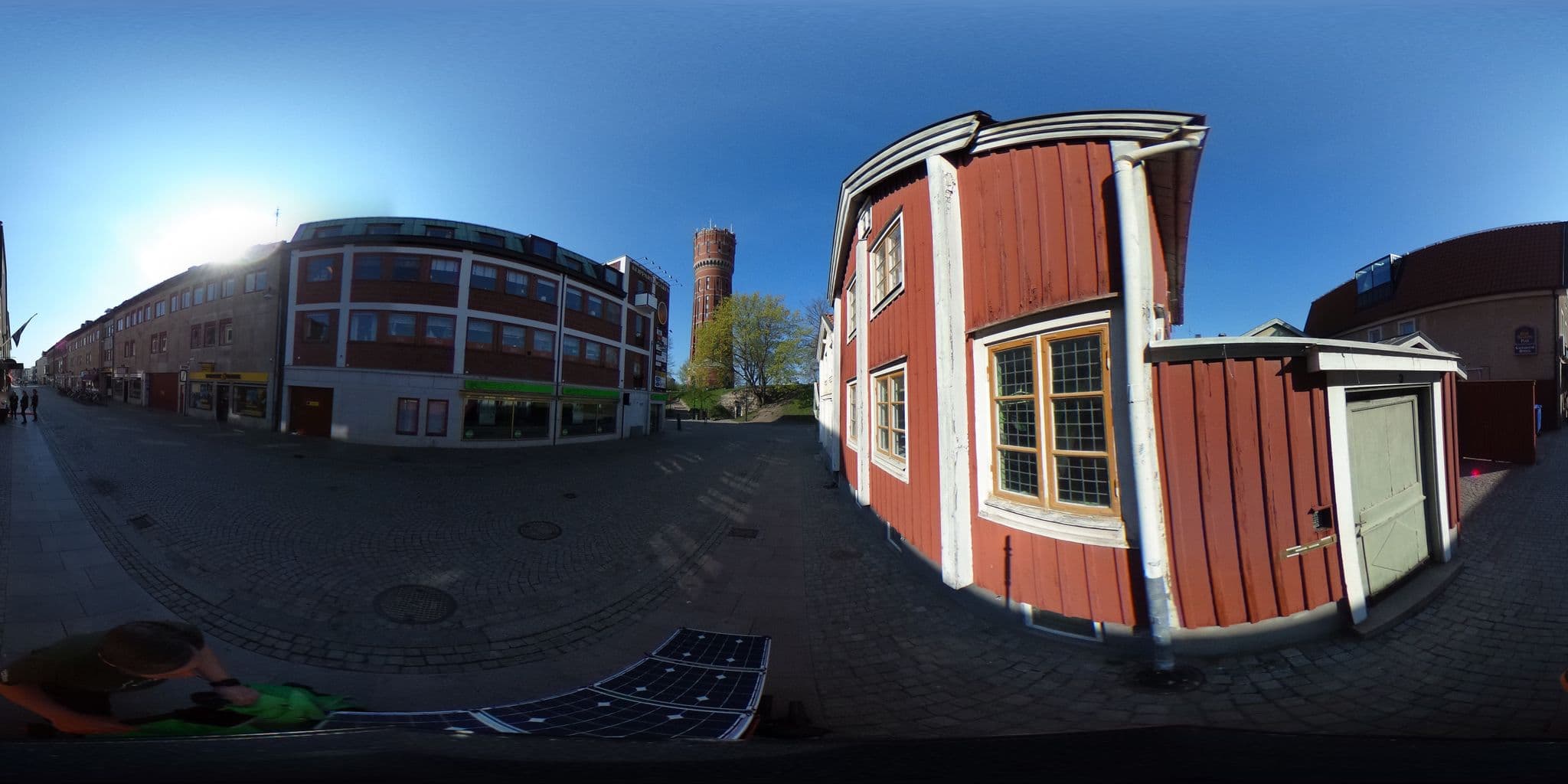 Street view near Kalmarsundshotell, Kalmar — © ainali (CC BY-SA · Mapillary)