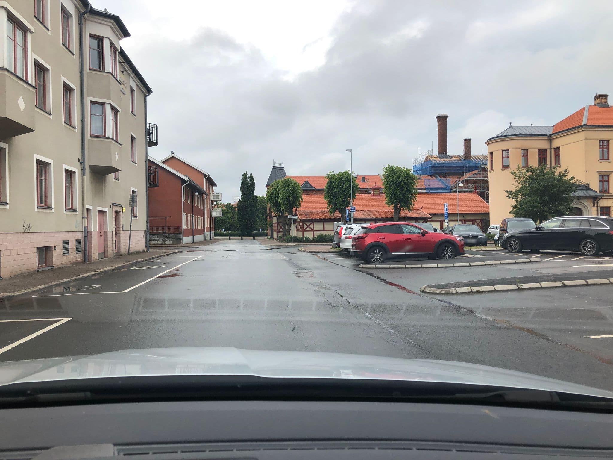 Street view near Clarion Collection Hotel Majoren, Skövde — © adville (CC BY-SA · Mapillary)